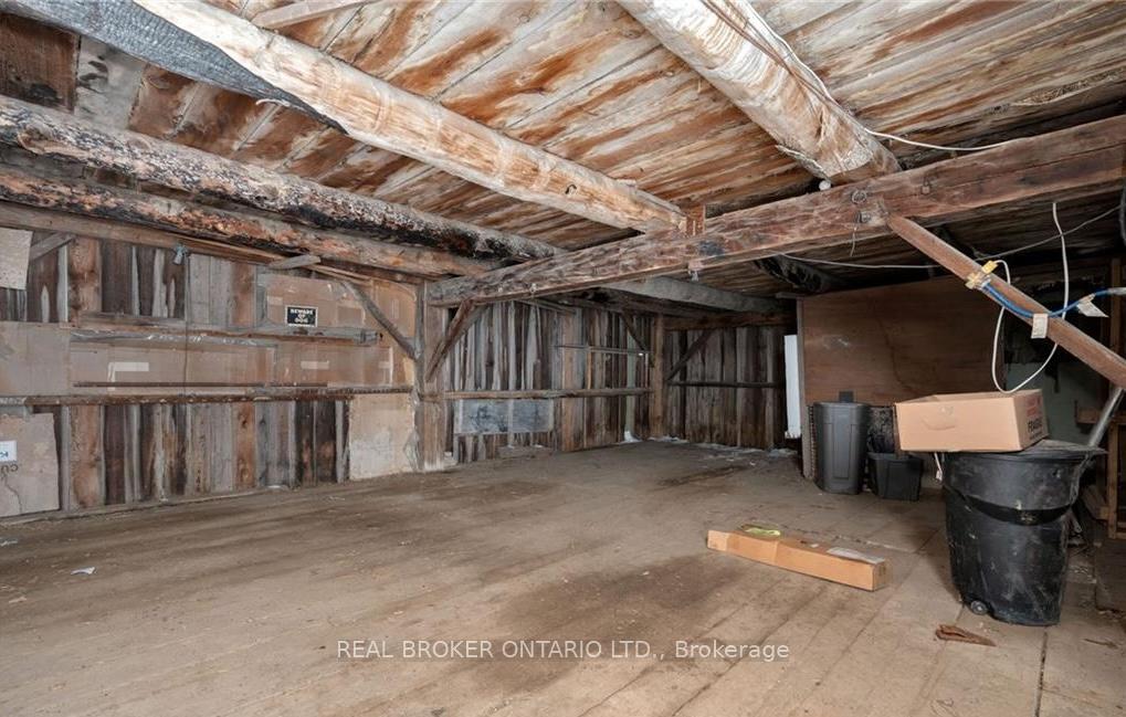 Photo 11 of 2528 9th Line, Innisfil, Rural Innisfil — HOMEH