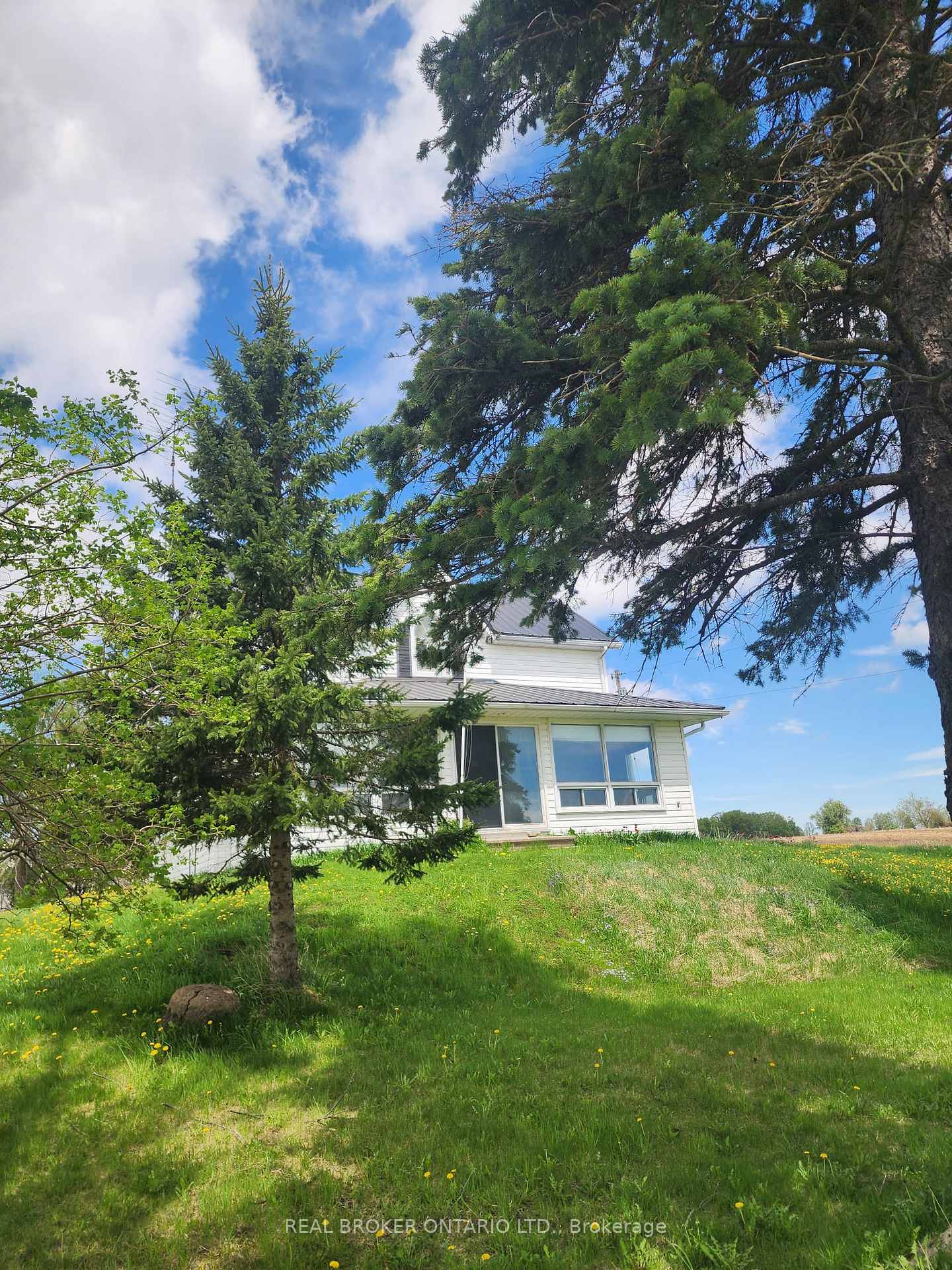 Photo 26 of 2528 9th Line, Innisfil, Rural Innisfil — HOMEH