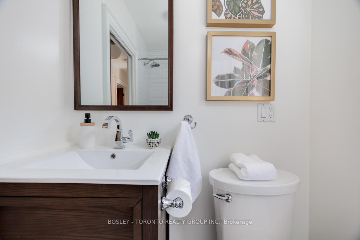 Photo 19 of 7 Crestland Avenue, Toronto, Danforth Village-East York — HOMEH