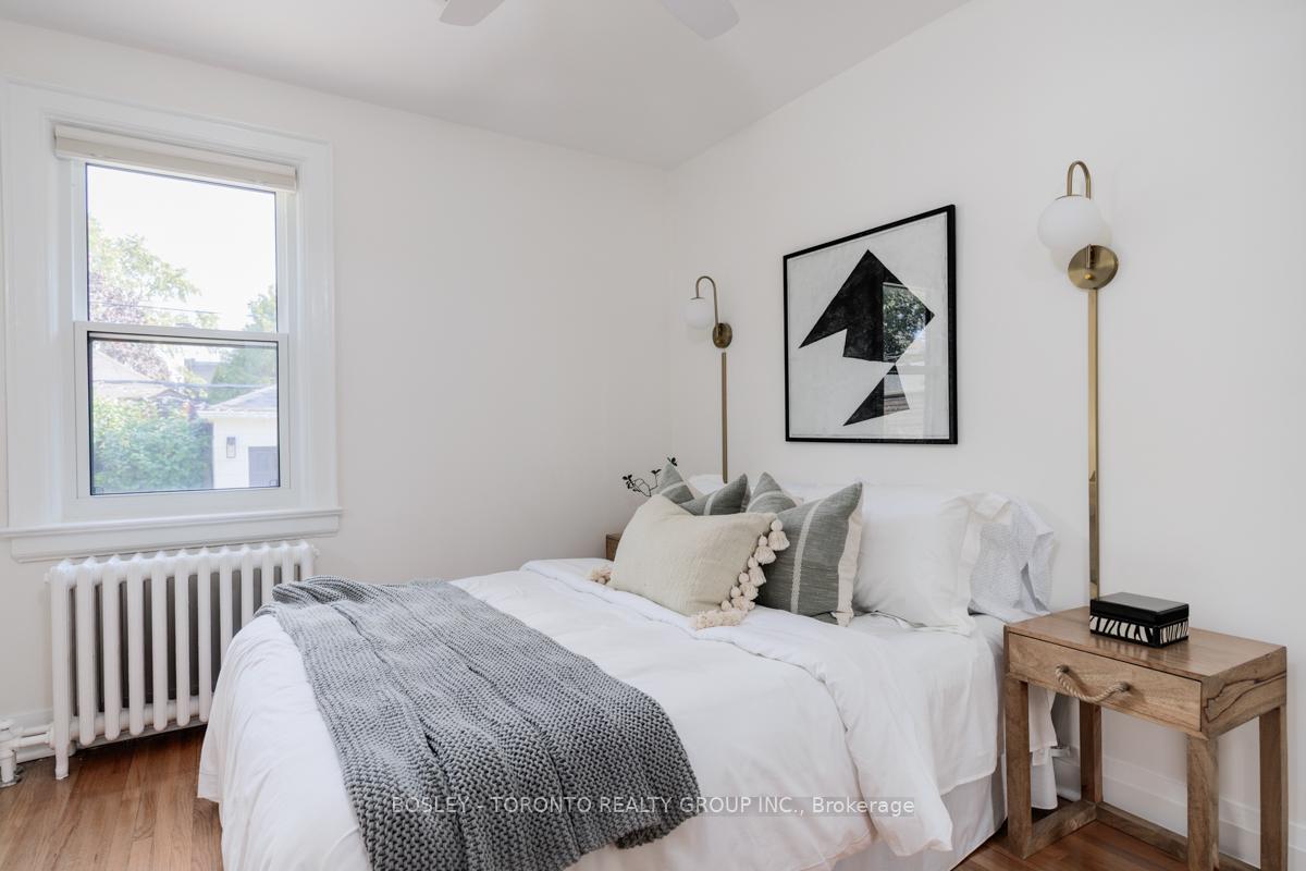 Photo 18 of 7 Crestland Avenue, Toronto, Danforth Village-East York — HOMEH