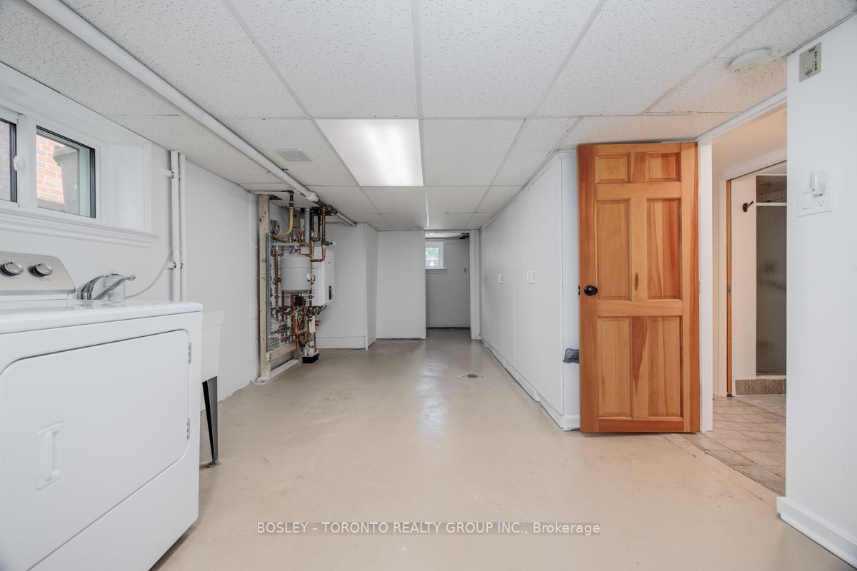 Photo 36 of 7 Crestland Avenue, Toronto, Danforth Village-East York — HOMEH