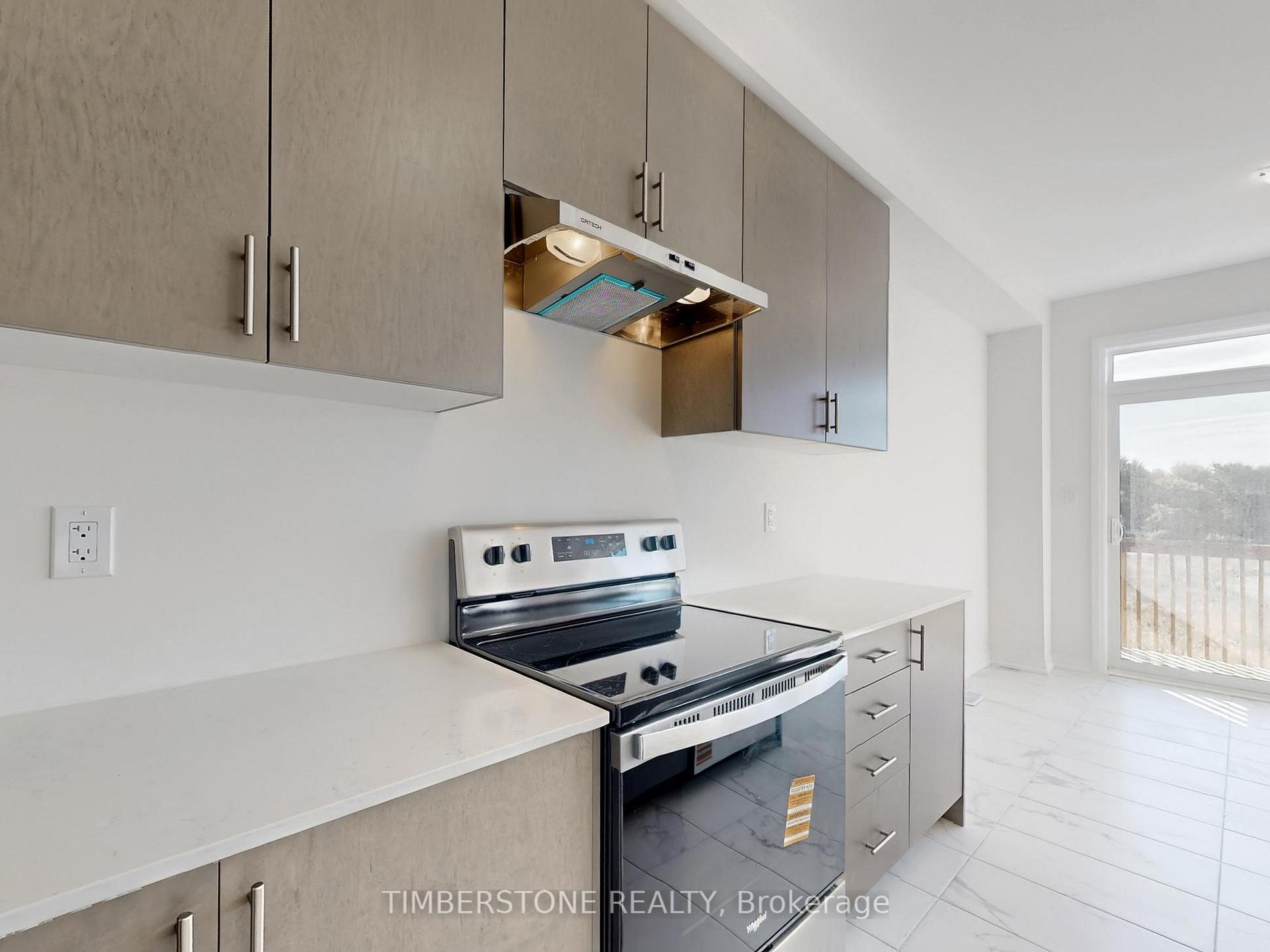 Photo 9 of 1119 Zircon Manor, Pickering, Rural Pickering — HOMEH