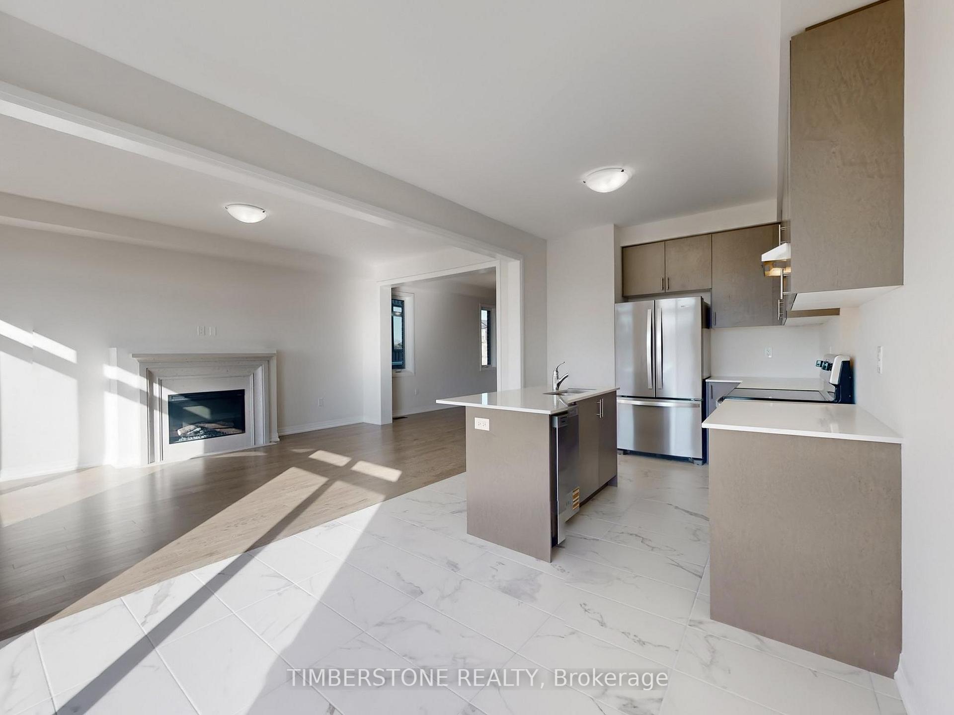 Photo 12 of 1119 Zircon Manor, Pickering, Rural Pickering — HOMEH