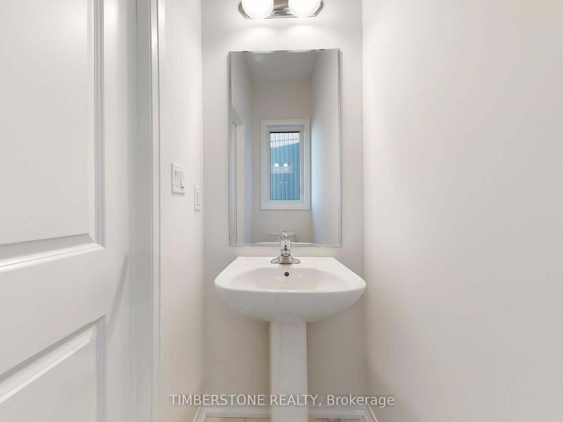 Photo 14 of 1119 Zircon Manor, Pickering, Rural Pickering — HOMEH