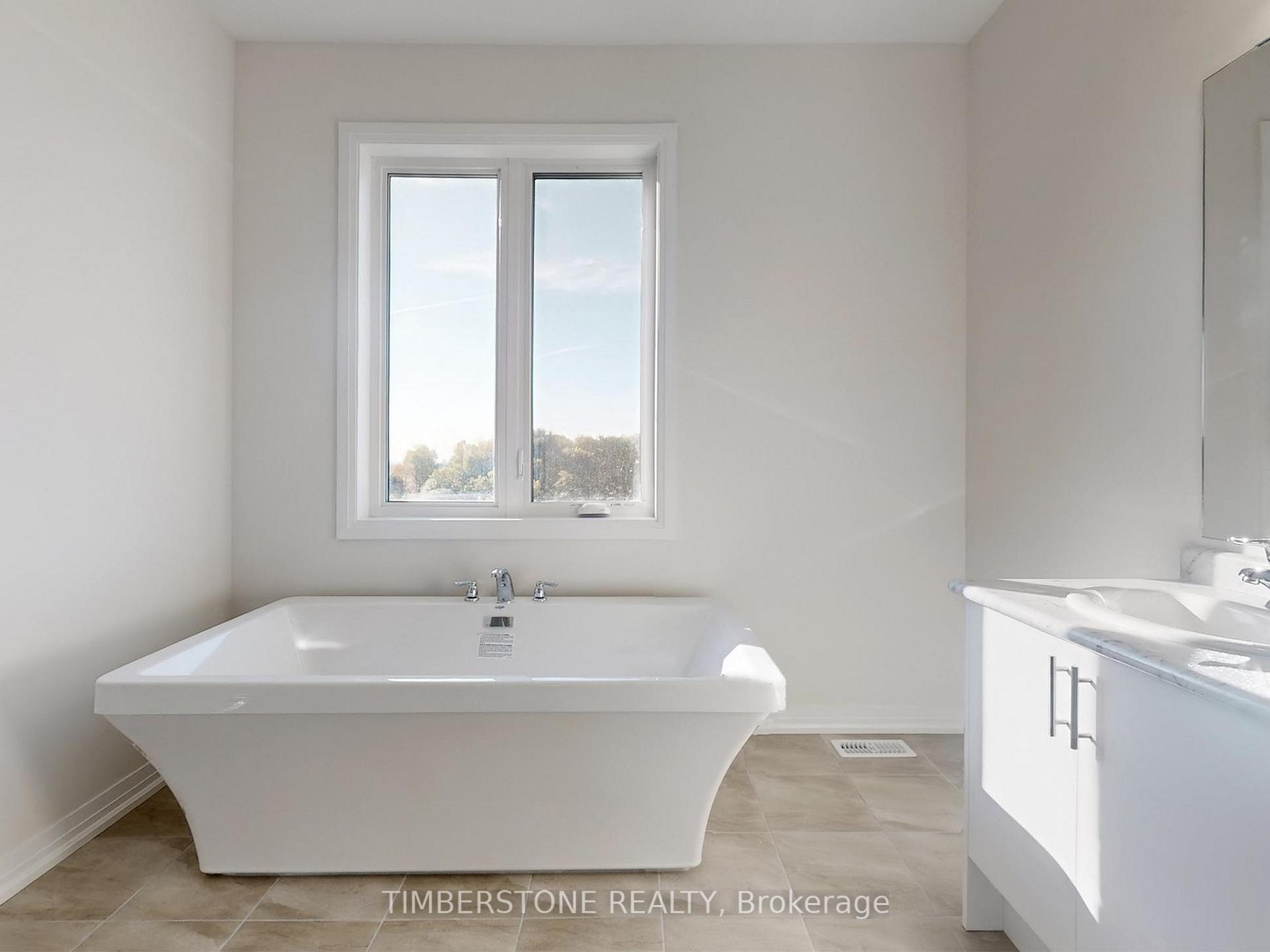 Photo 20 of 1119 Zircon Manor, Pickering, Rural Pickering — HOMEH