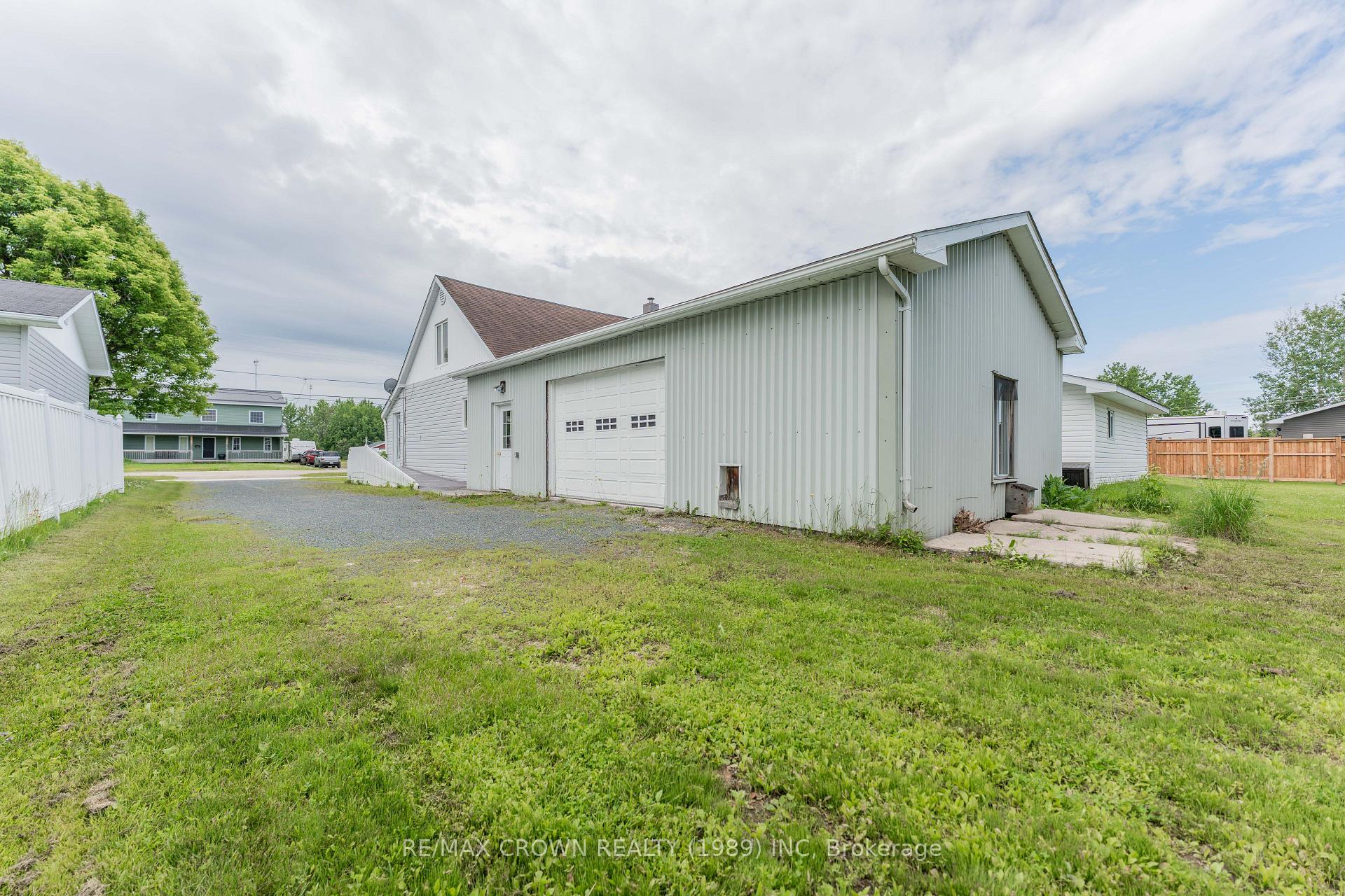 Photo 6 of 340 Main Street, Smooth Rock Falls, SRF — HOMEH