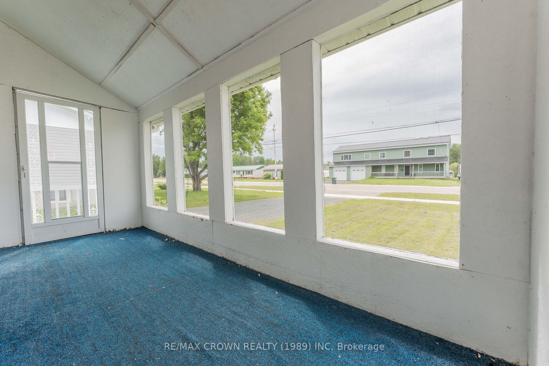 Photo 12 of 340 Main Street, Smooth Rock Falls, SRF — HOMEH