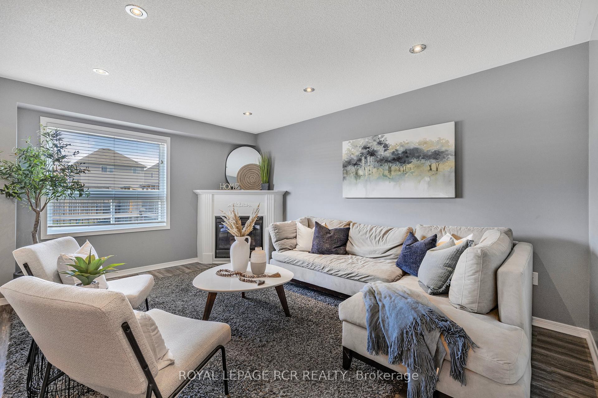 Photo 5 of 171 Swindells Street, Clarington, Bowmanville — HOMEH