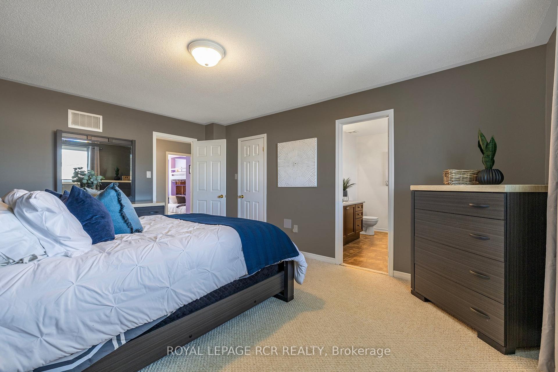 Photo 32 of 171 Swindells Street, Clarington, Bowmanville — HOMEH