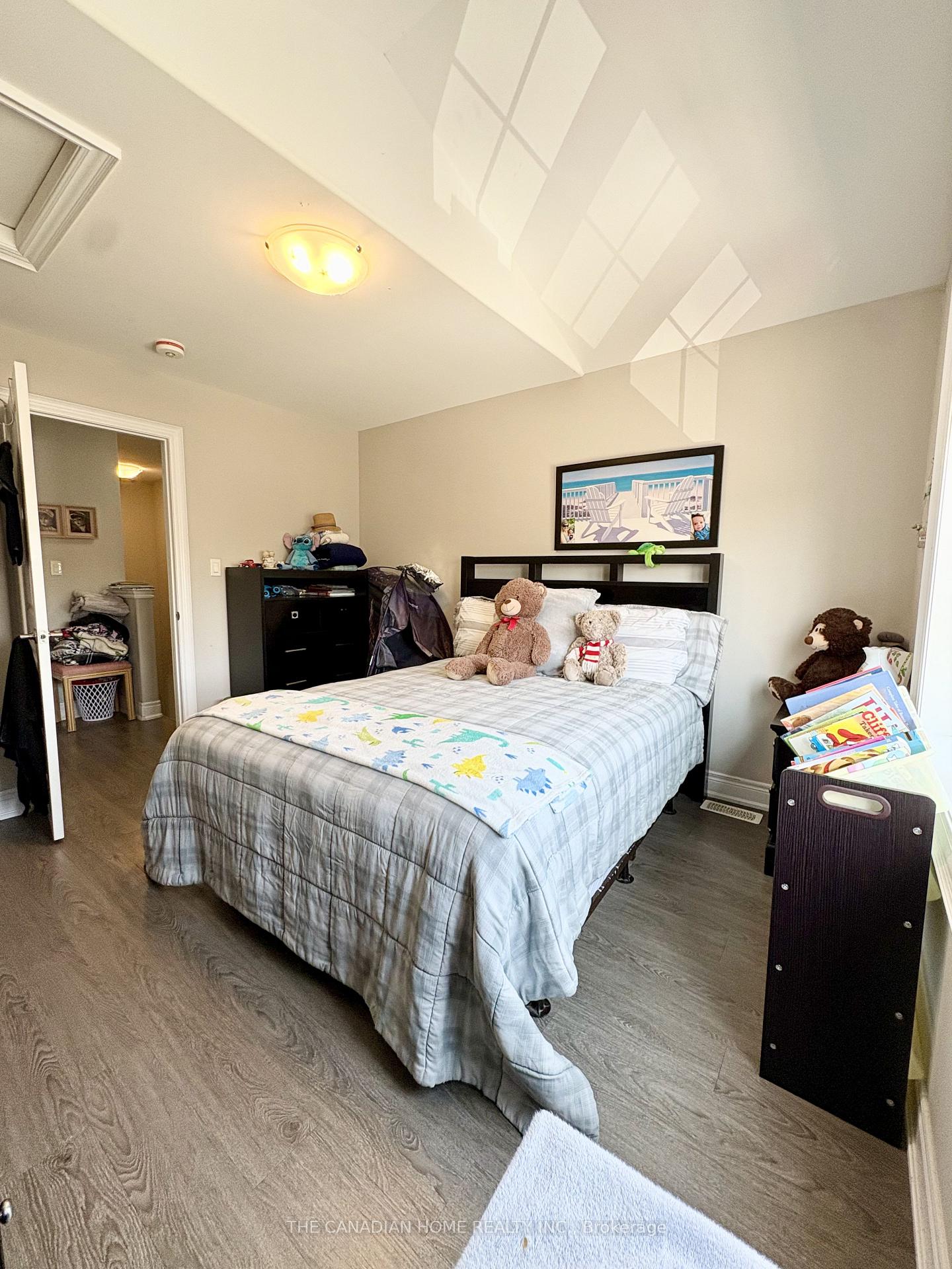 Photo 14 of 9 Patricia Street, Thorold, Thorold Downtown — HOMEH
