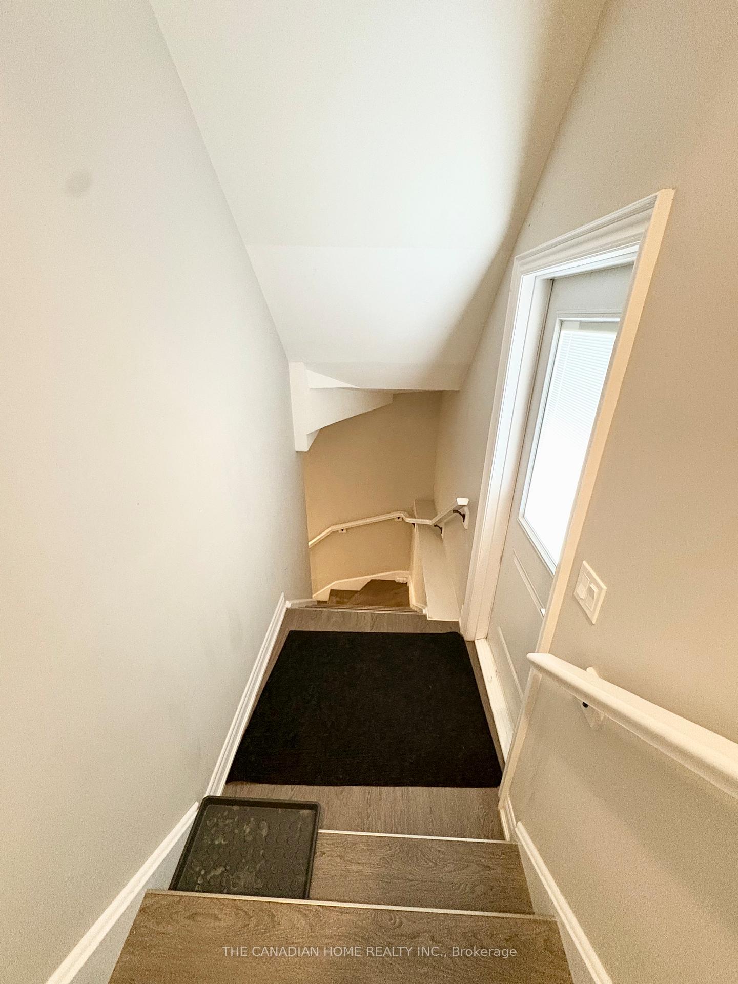 Photo 16 of 9 Patricia Street, Thorold, Thorold Downtown — HOMEH