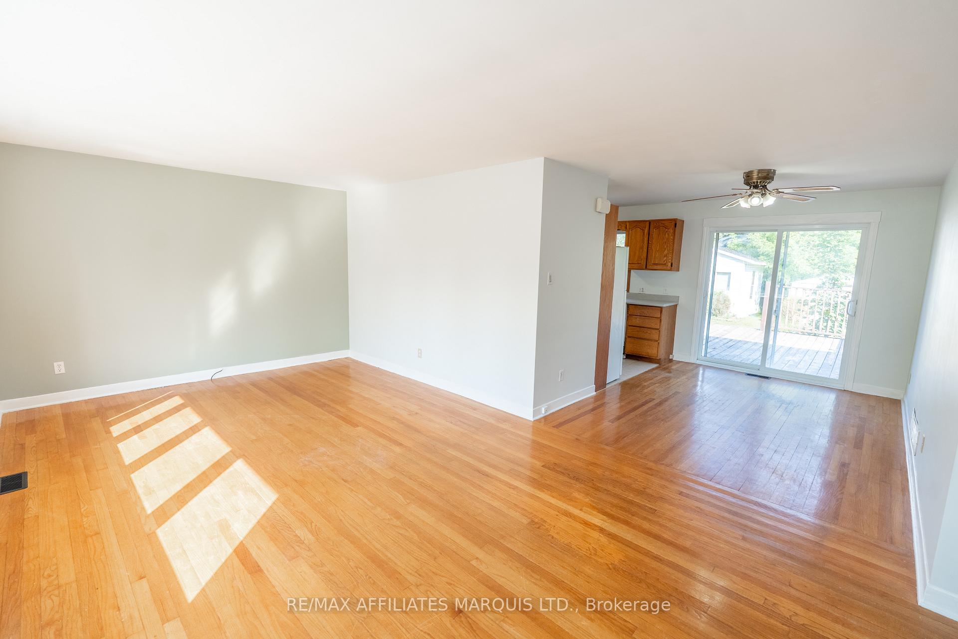 Photo 5 of 1203 Princess Street, Cornwall — HOMEH