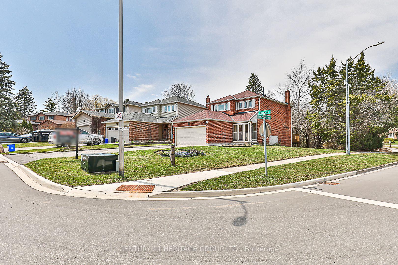 Photo 2 of 72 Seaton Drive, Aurora, Aurora Highlands — HOMEH