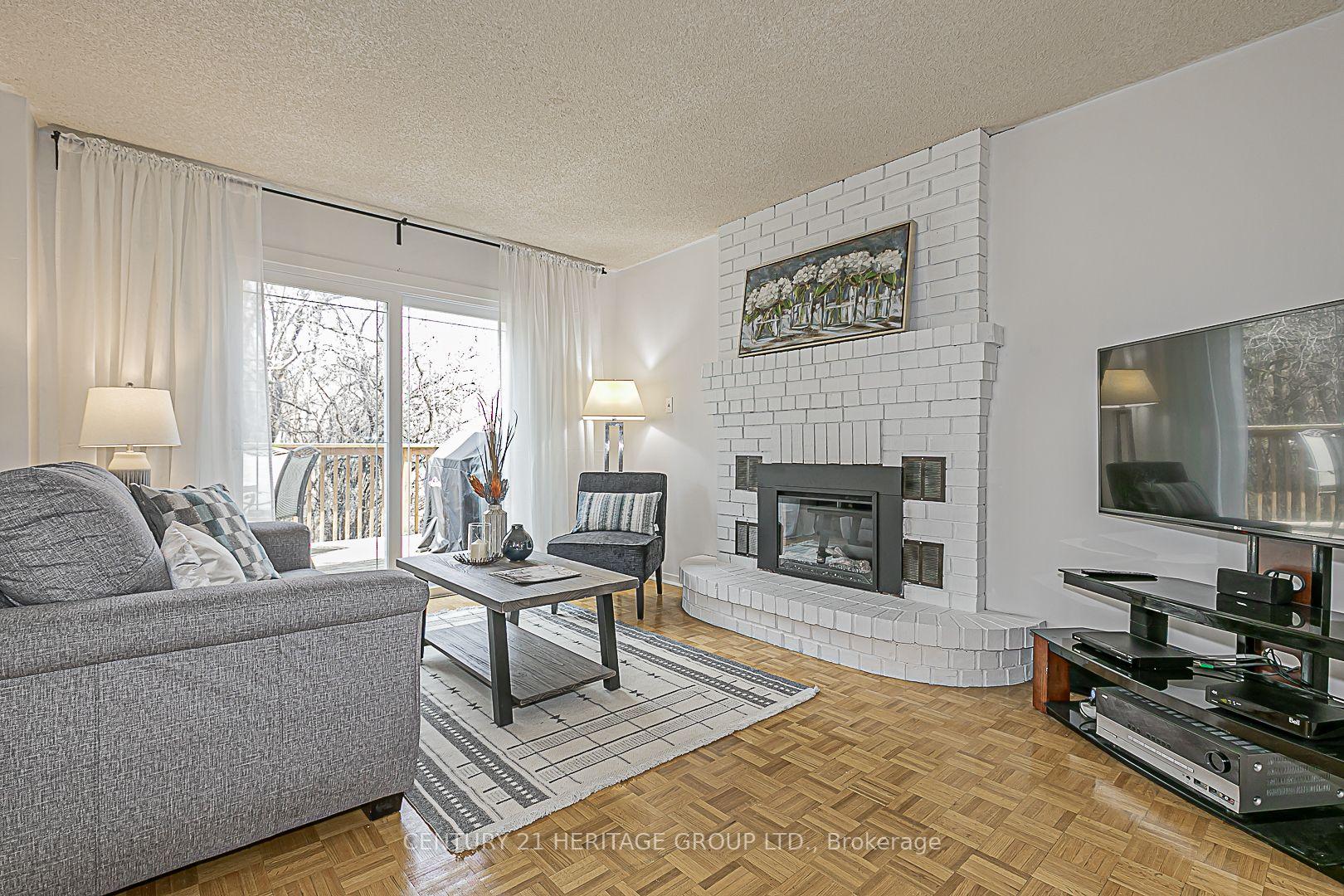 Photo 14 of 72 Seaton Drive, Aurora, Aurora Highlands — HOMEH