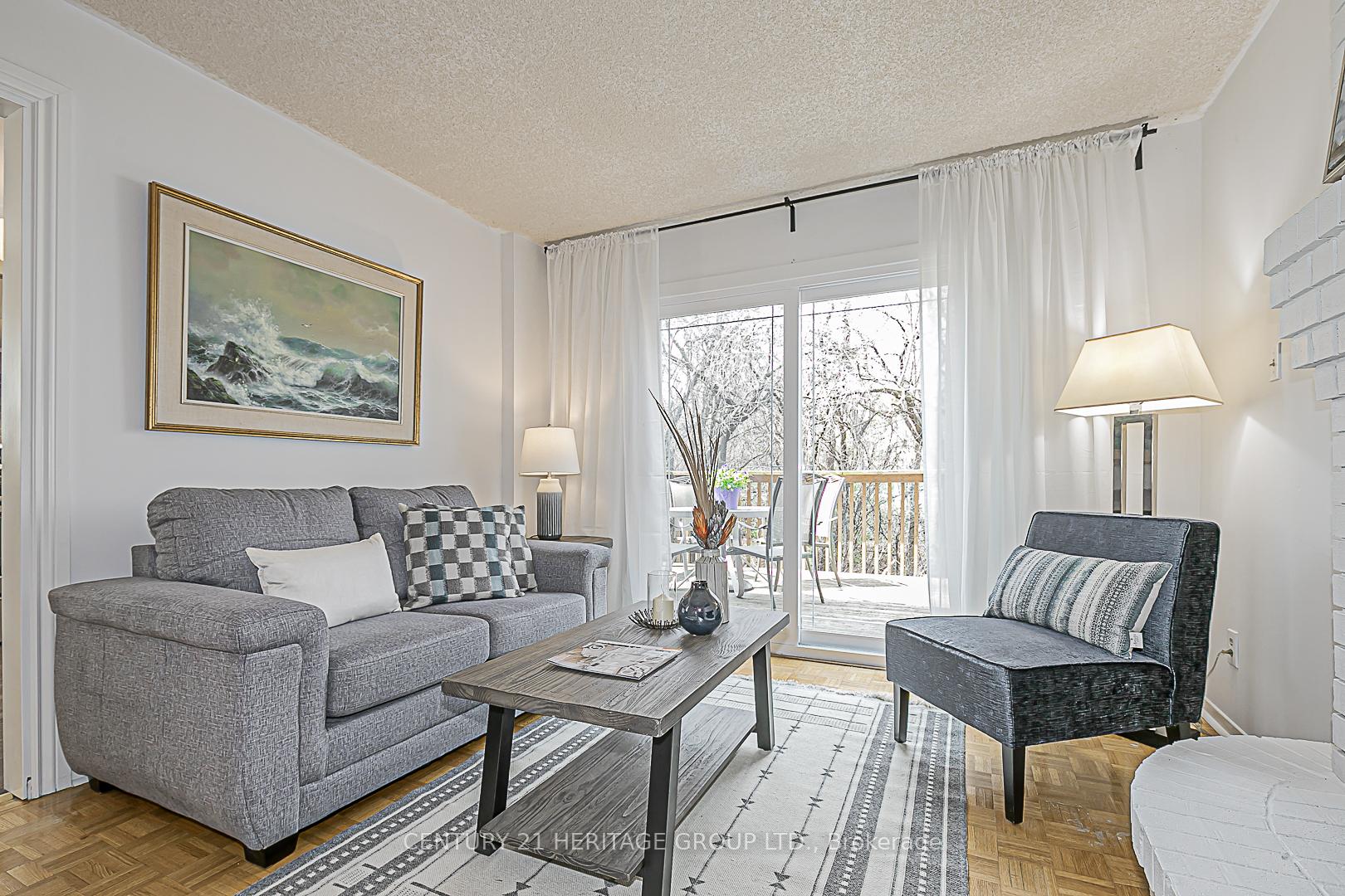 Photo 16 of 72 Seaton Drive, Aurora, Aurora Highlands — HOMEH