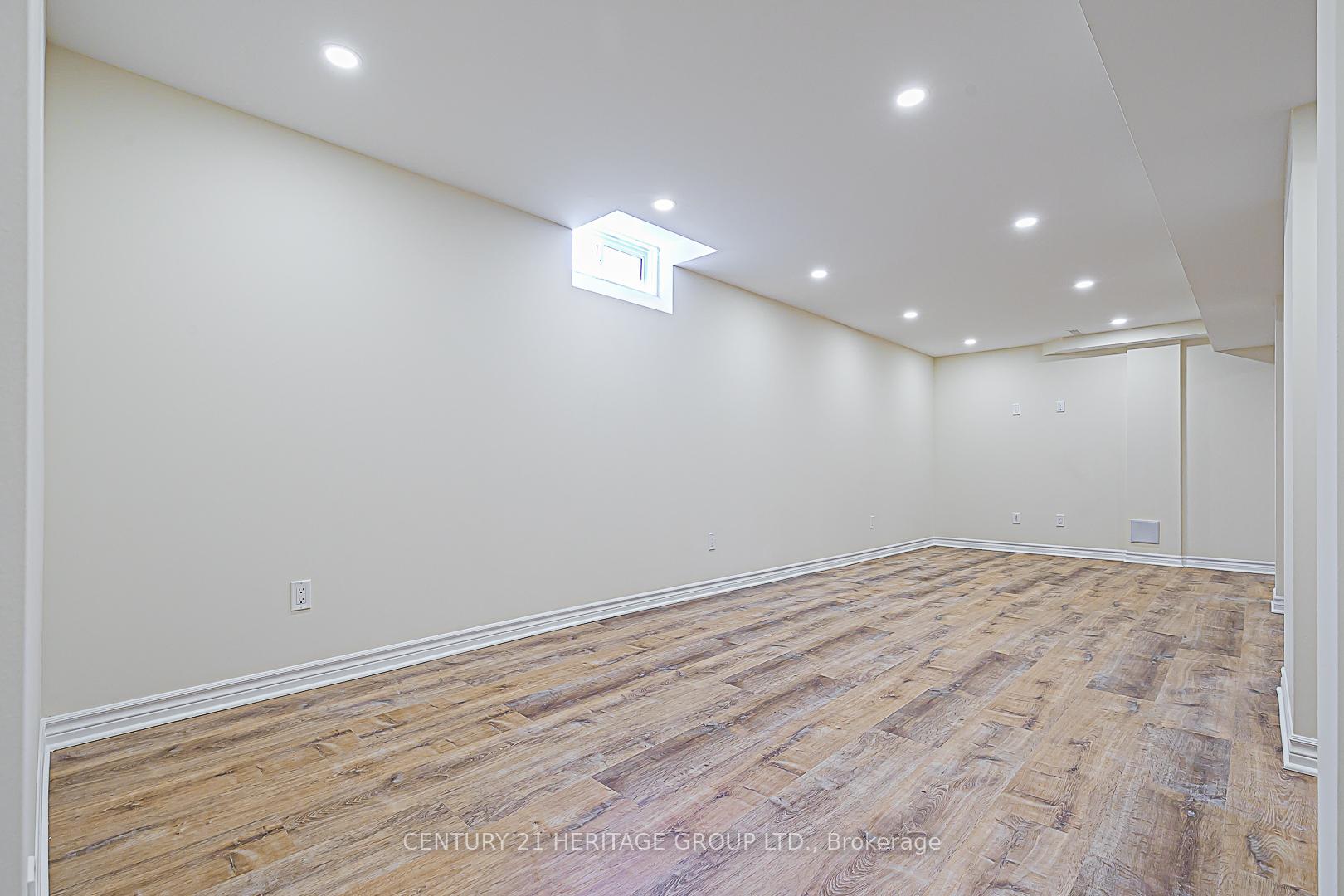 Photo 34 of 72 Seaton Drive, Aurora, Aurora Highlands — HOMEH