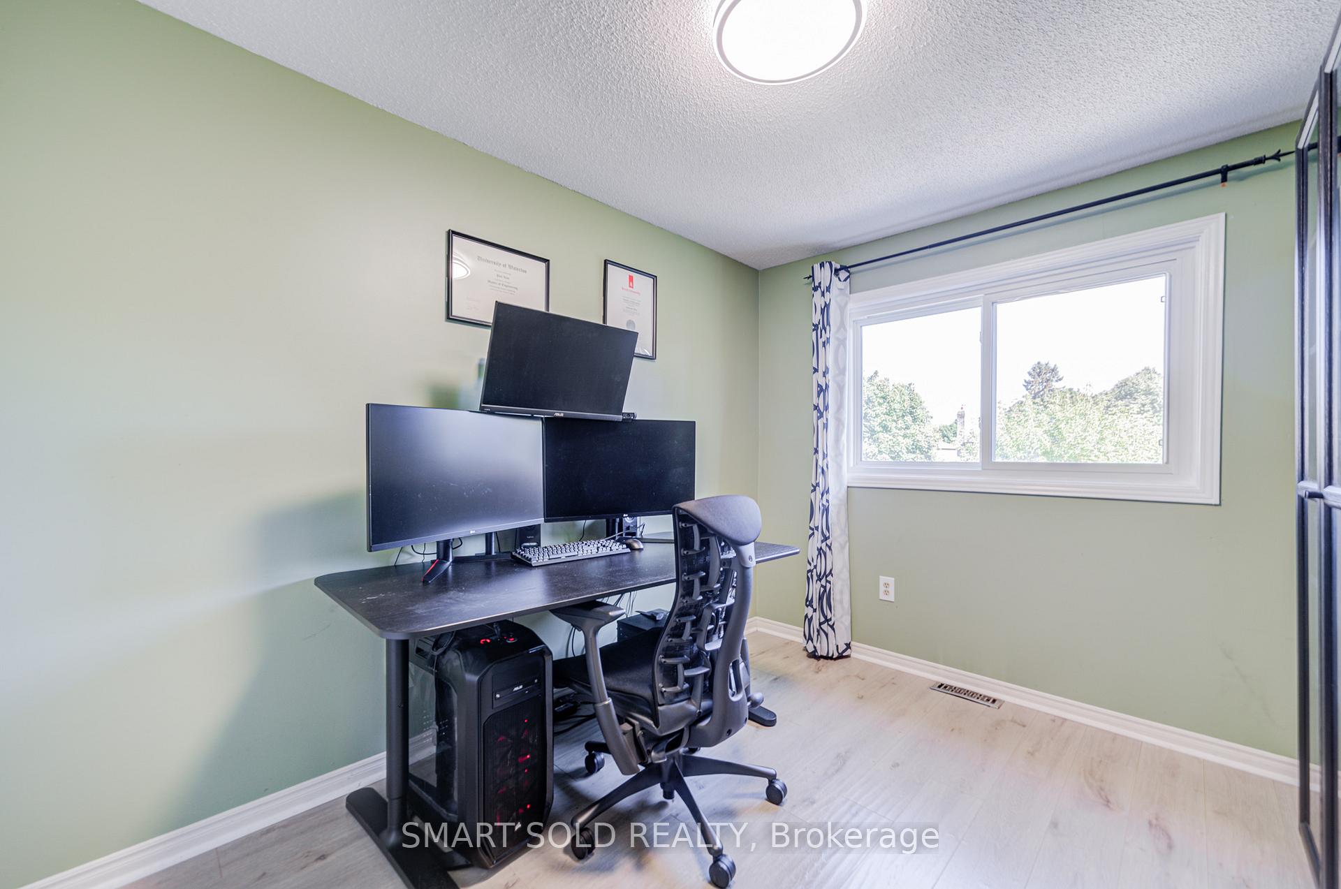 Photo 26 of 61 Stockbridge Crescent, Ajax, Central West — HOMEH