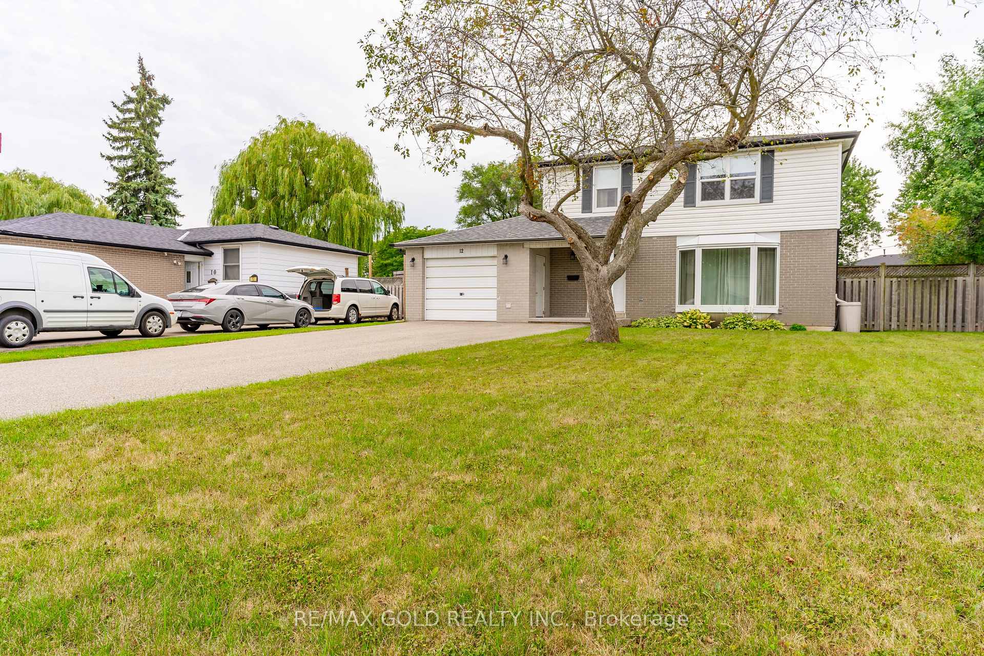 Photo 8 of 12 Dunblaine Crescent, Brampton, Southgate — HOMEH