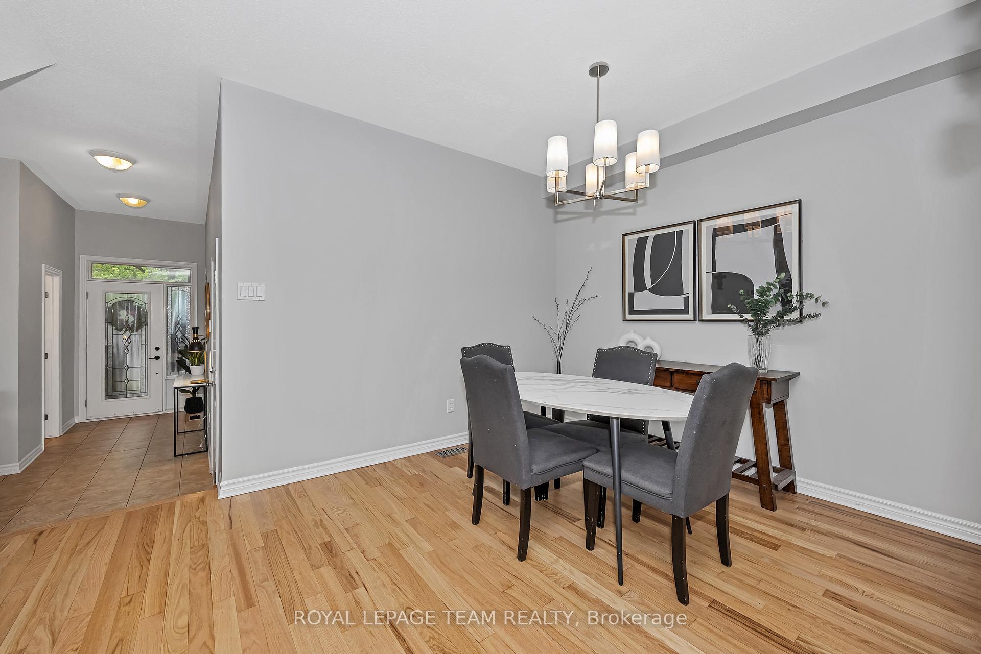 Photo 2 of 91 Whetstone Crescent, Ottawa, Barrhaven East — HOMEH