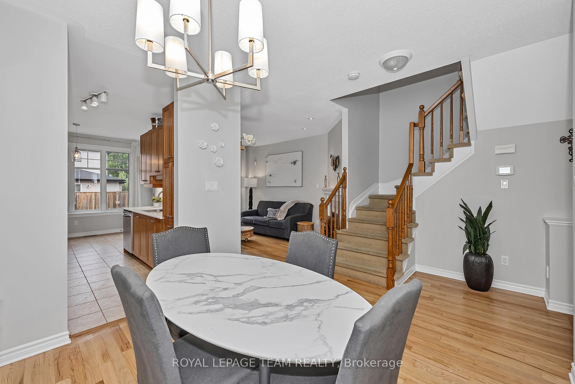 Photo 3 of 91 Whetstone Crescent, Ottawa, Barrhaven East — HOMEH