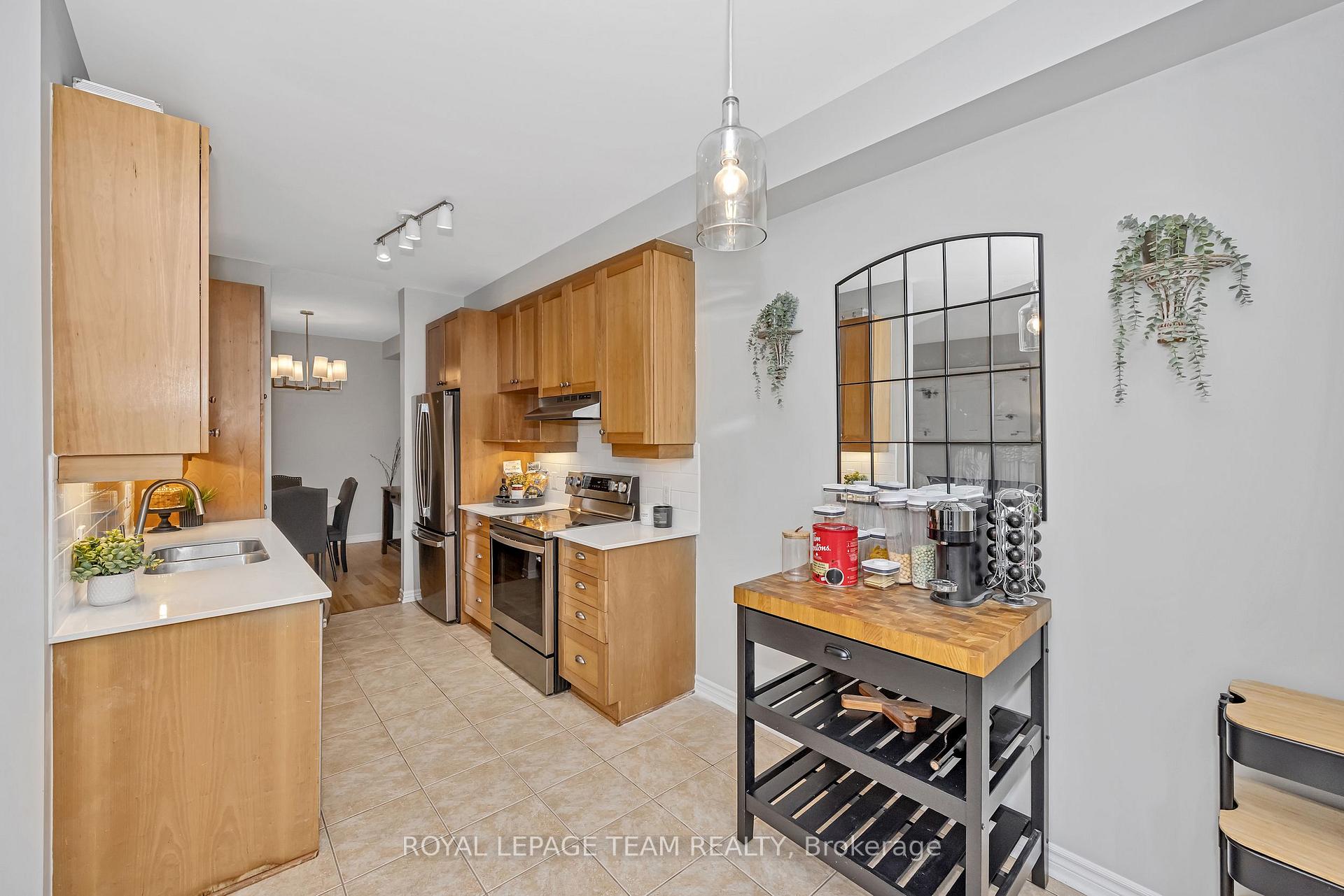 Photo 17 of 91 Whetstone Crescent, Ottawa, Barrhaven East — HOMEH