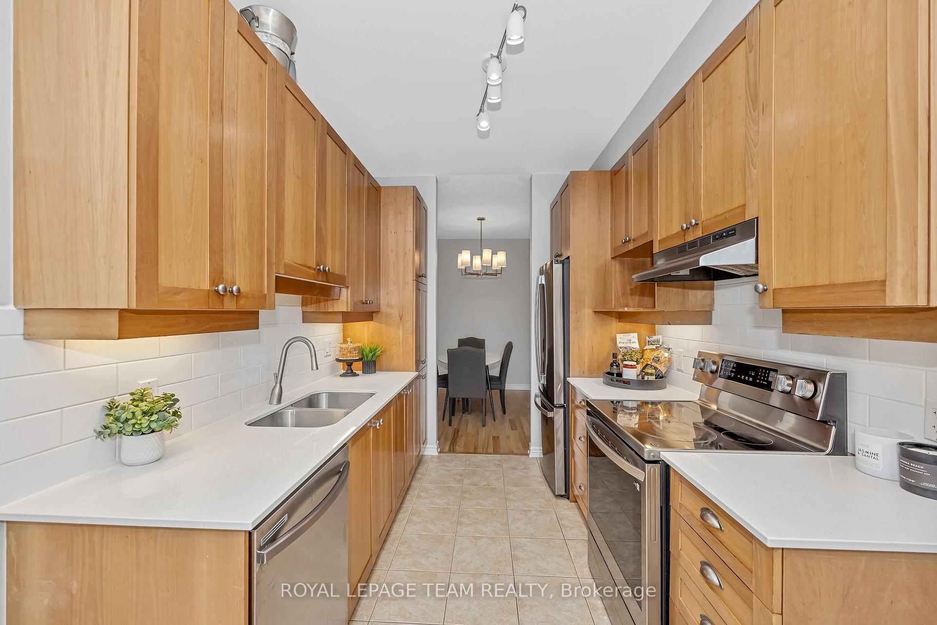 Photo 19 of 91 Whetstone Crescent, Ottawa, Barrhaven East — HOMEH