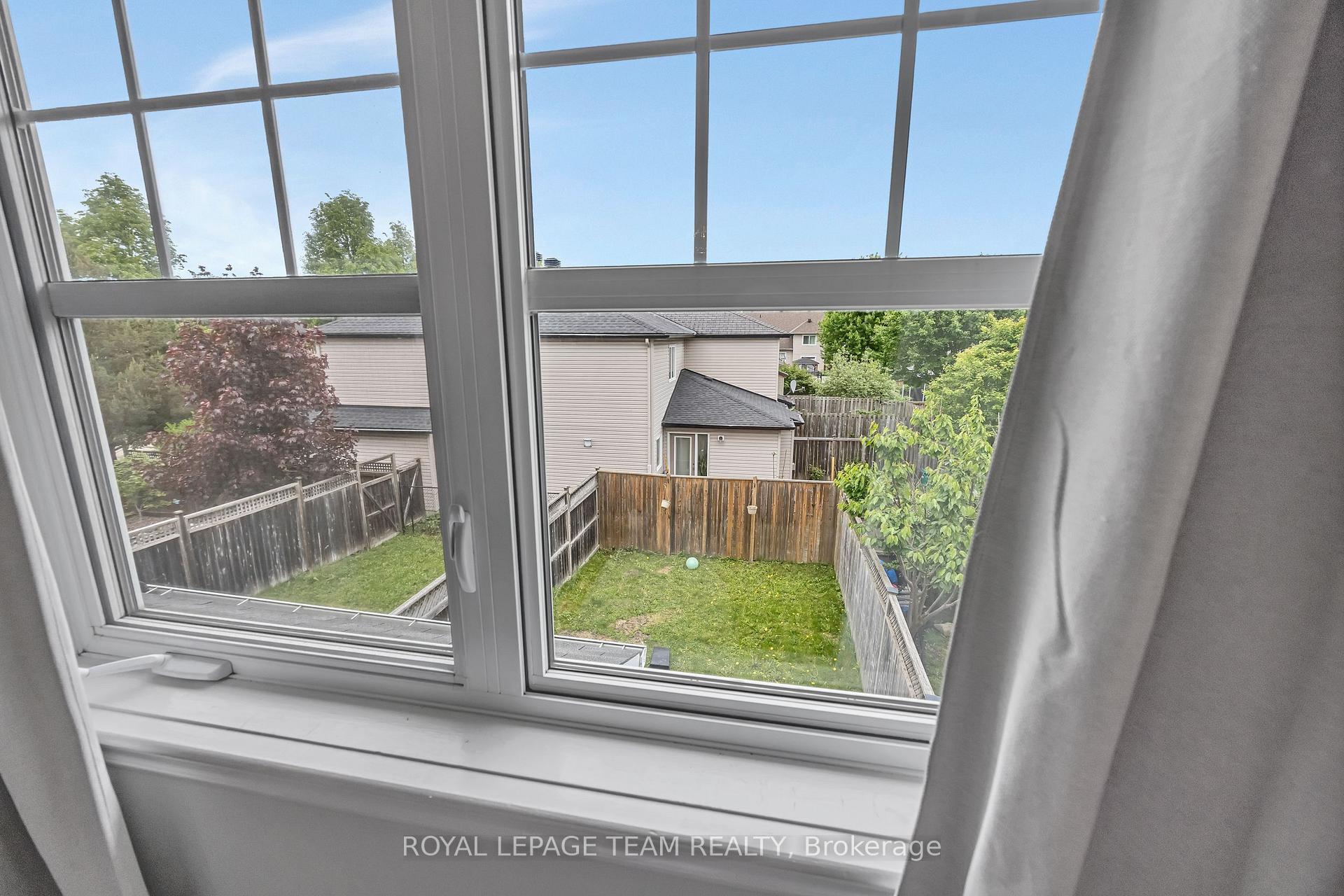 Photo 21 of 91 Whetstone Crescent, Ottawa, Barrhaven East — HOMEH
