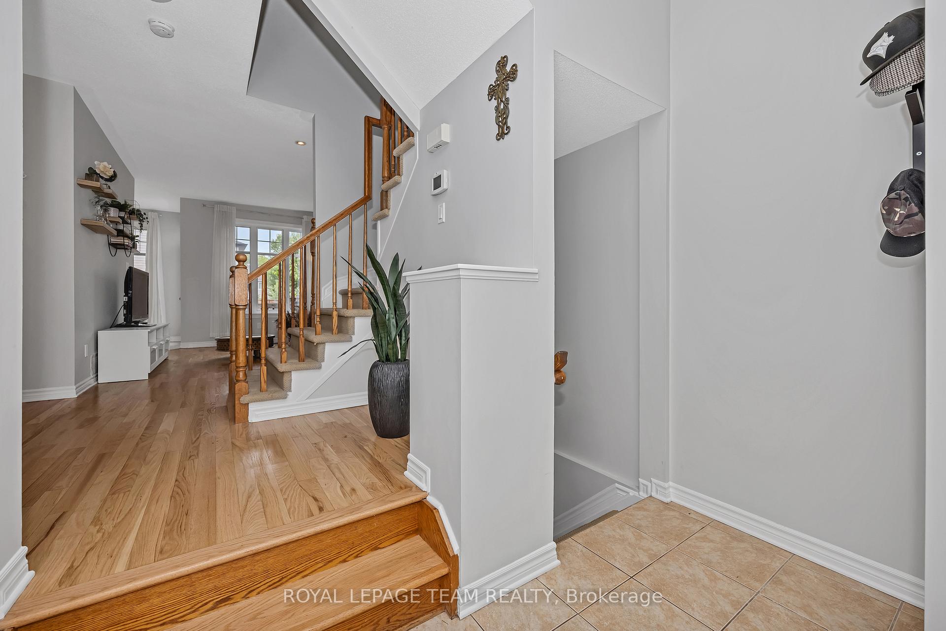 Photo 30 of 91 Whetstone Crescent, Ottawa, Barrhaven East — HOMEH