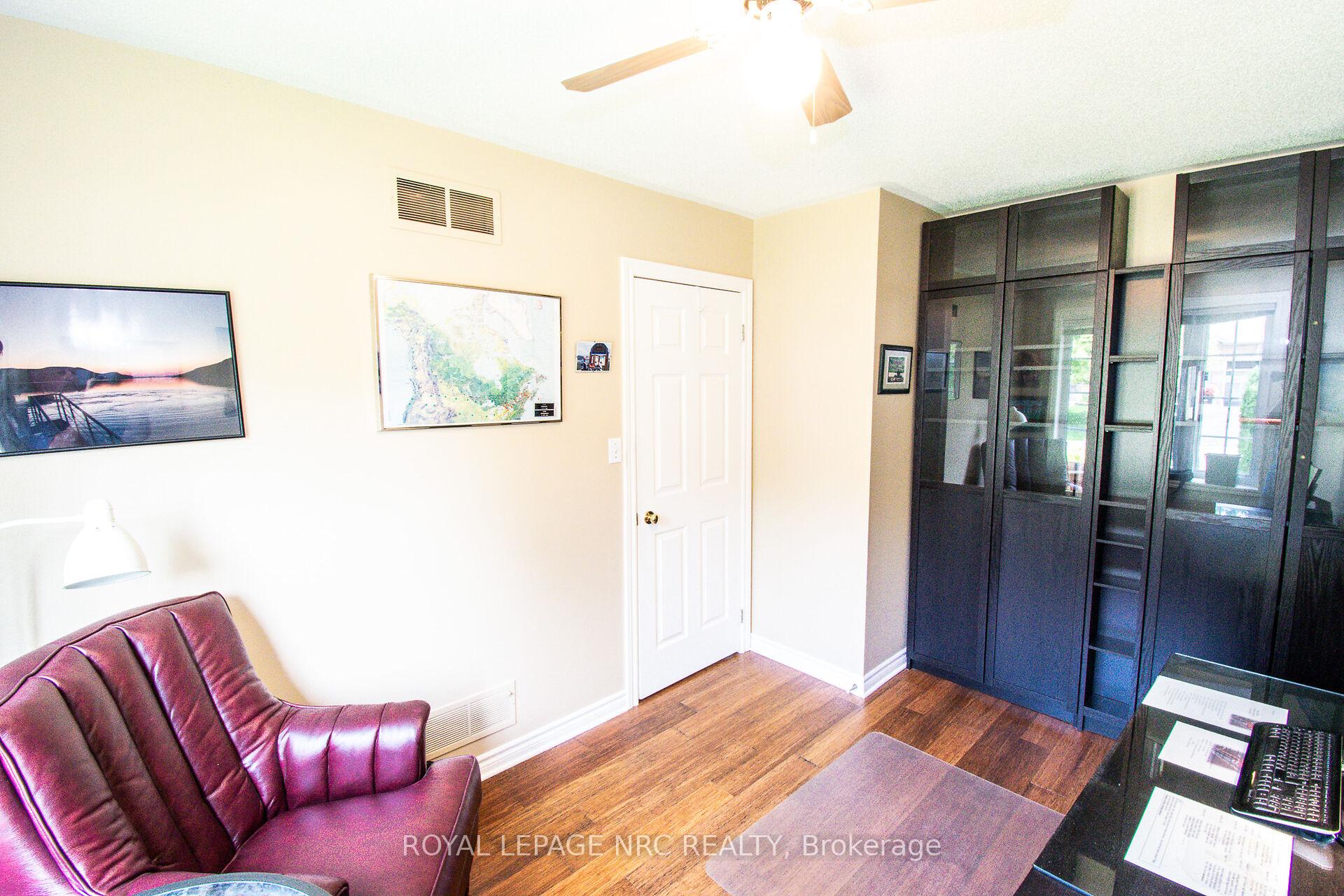 Photo 8 of 11 Kinsman Court, Pelham, Fonthill — HOMEH