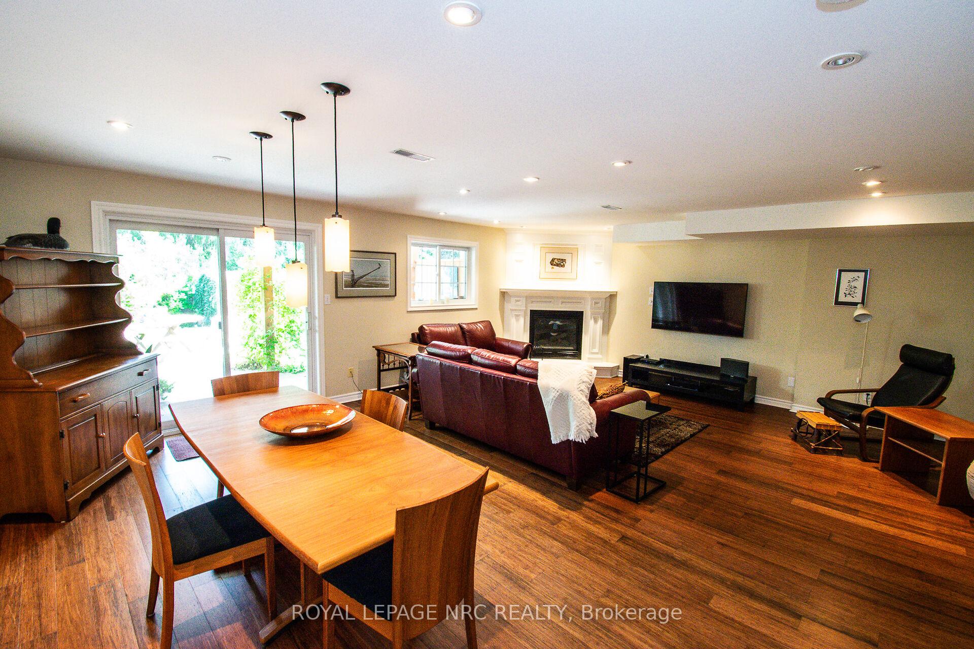 Photo 9 of 11 Kinsman Court, Pelham, Fonthill — HOMEH