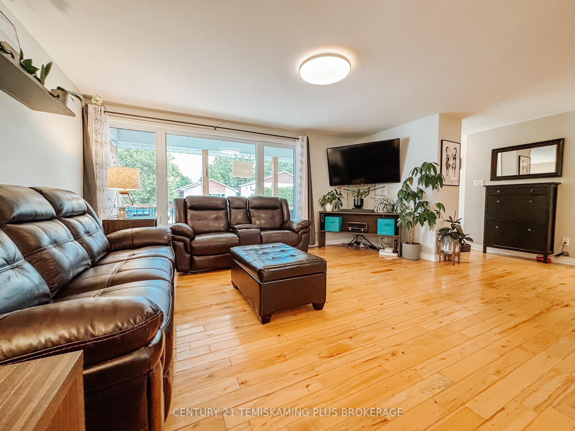 Photo 25 of 391 Cecil Street, Temiskaming Shores, Haileybury — HOMEH