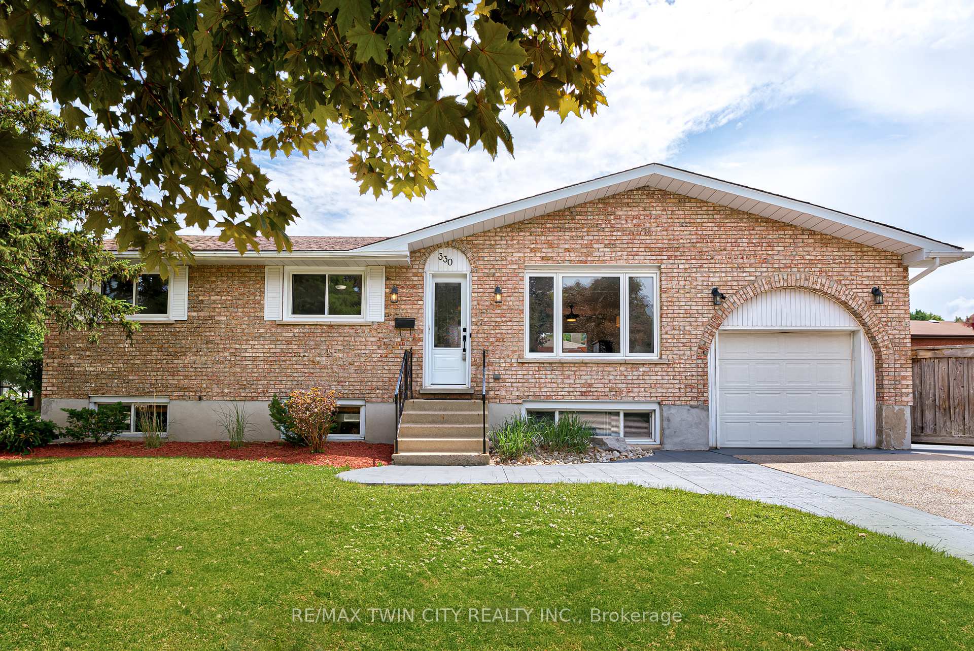 Photo 1 of 330 Martindale Crescent, Waterloo — HOMEH