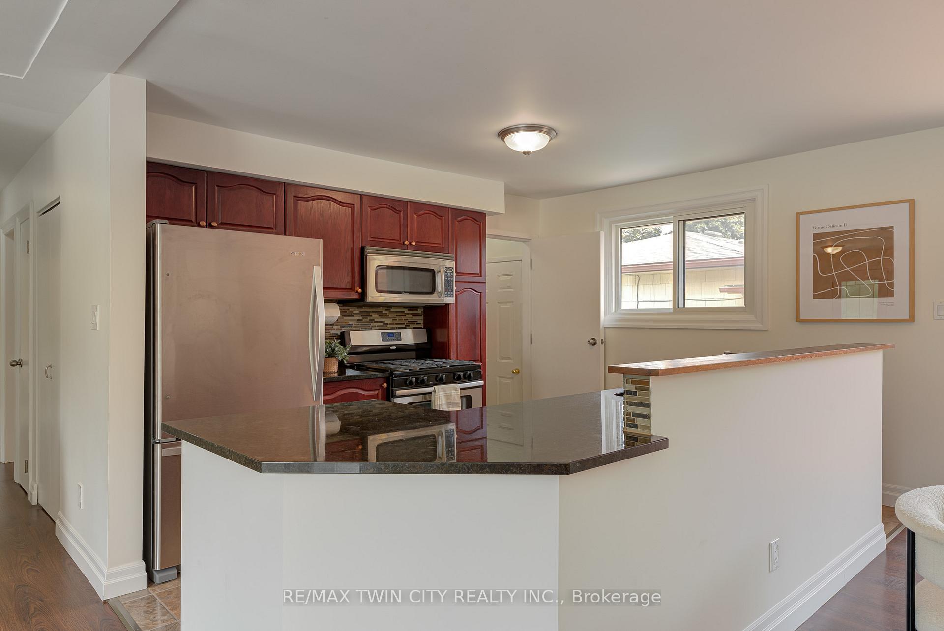 Photo 5 of 330 Martindale Crescent, Waterloo — HOMEH