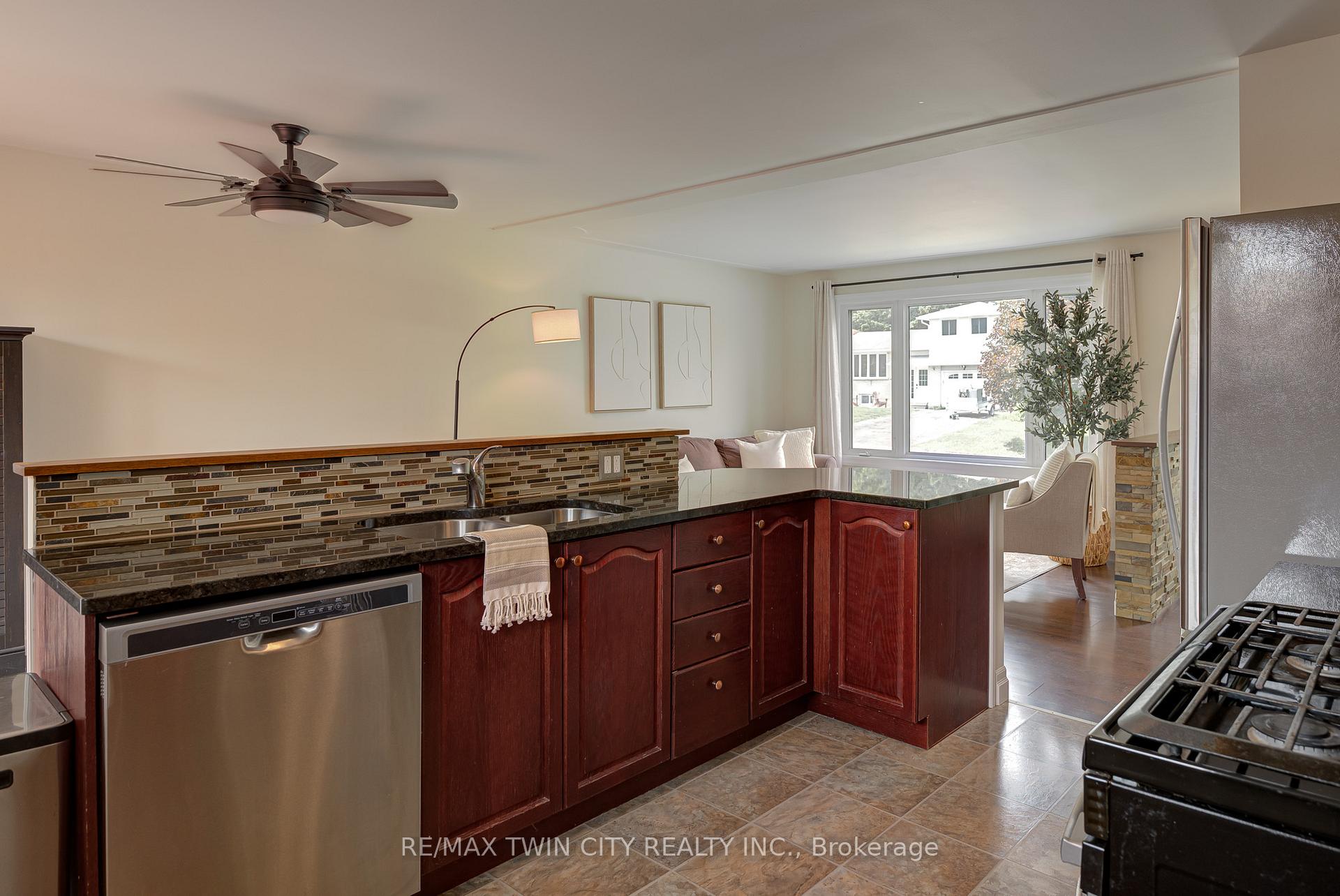 Photo 13 of 330 Martindale Crescent, Waterloo — HOMEH