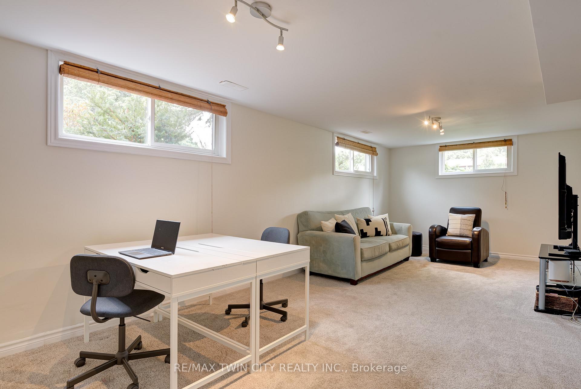 Photo 20 of 330 Martindale Crescent, Waterloo — HOMEH