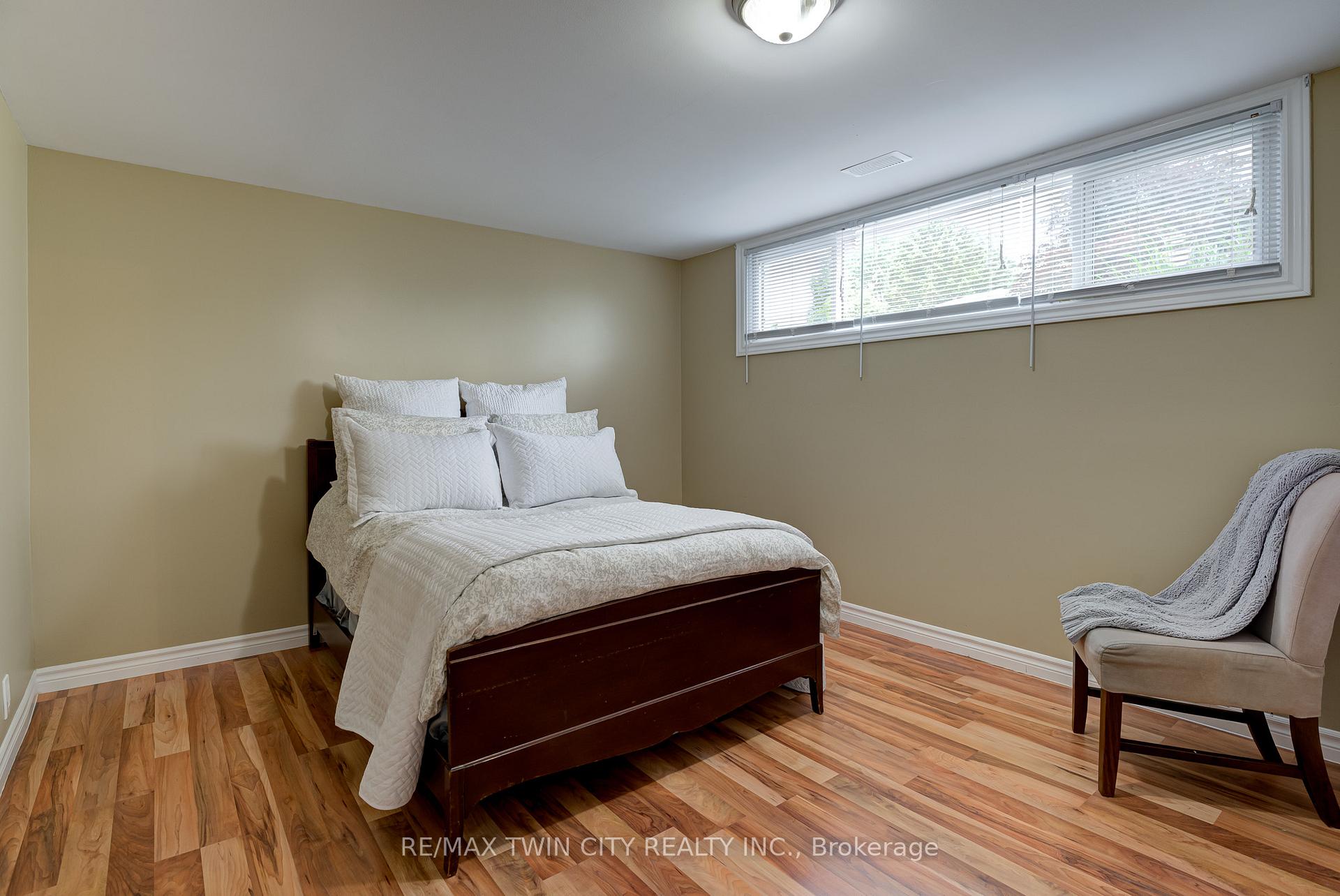 Photo 31 of 330 Martindale Crescent, Waterloo — HOMEH