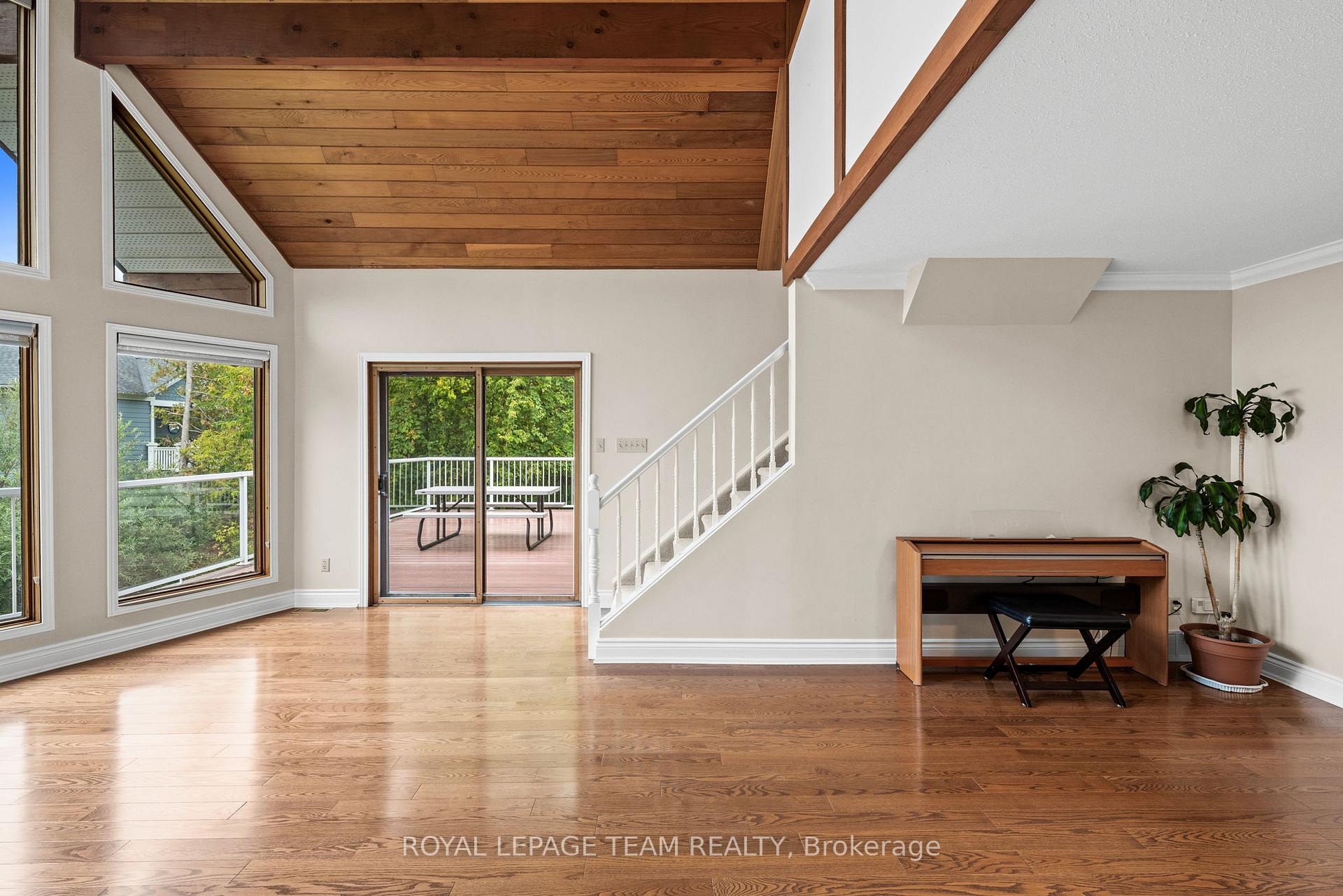 Photo 11 of 1376 River Road, Ottawa, Manotick East to Manotick Station — HOMEH