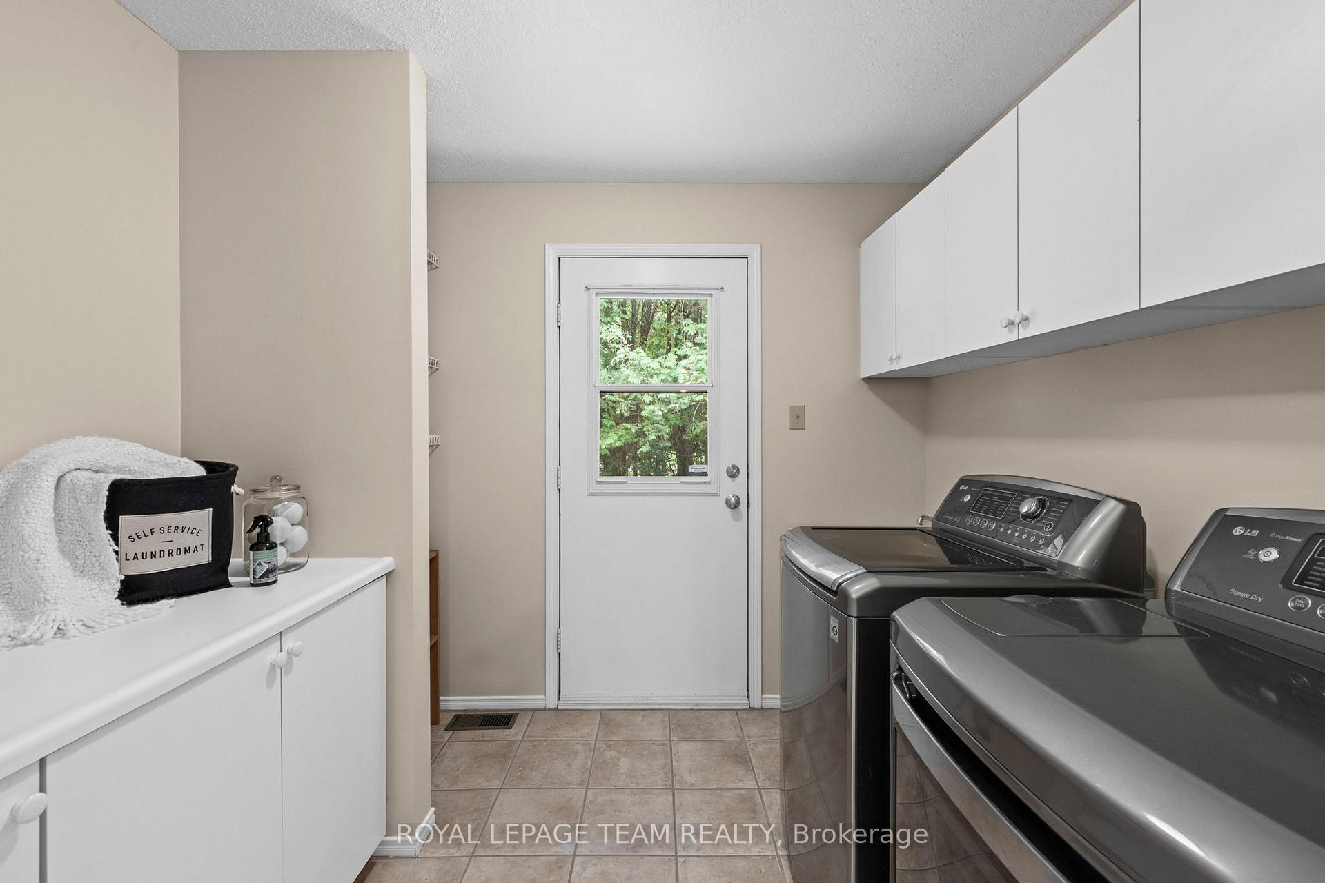 Photo 12 of 1376 River Road, Ottawa, Manotick East to Manotick Station — HOMEH