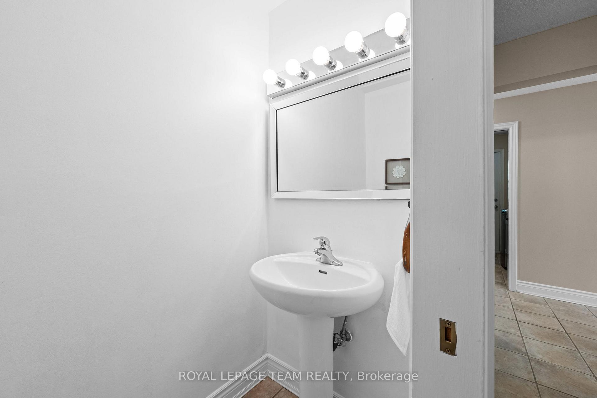 Photo 20 of 1376 River Road, Ottawa, Manotick East to Manotick Station — HOMEH