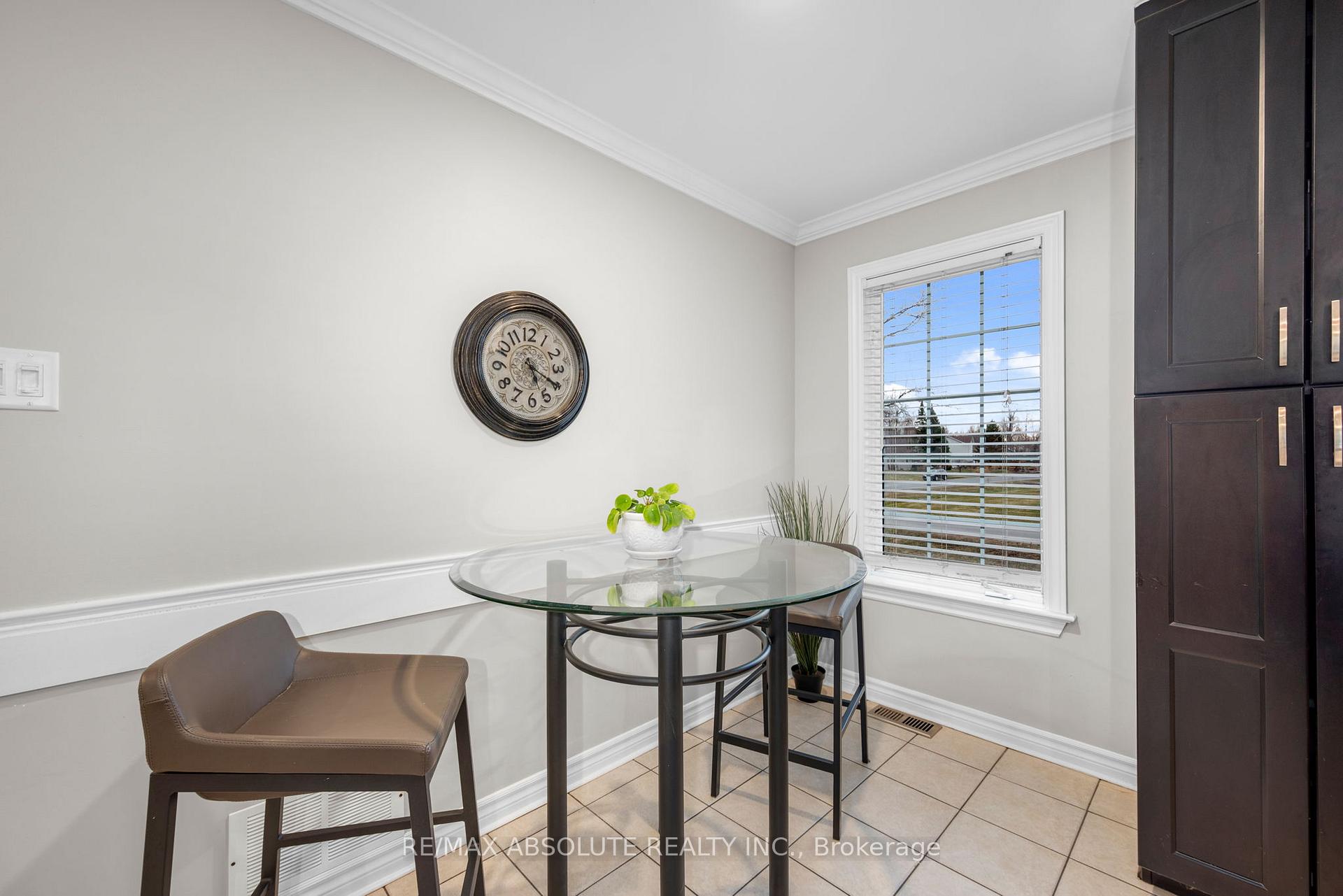 Photo 30 of 1601 Shauna Crescent, Ottawa, Greely — HOMEH