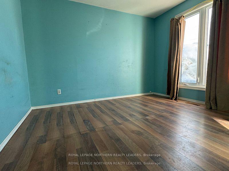 Photo 6 of 44 Kent Avenue, Timmins, TS - SW — HOMEH