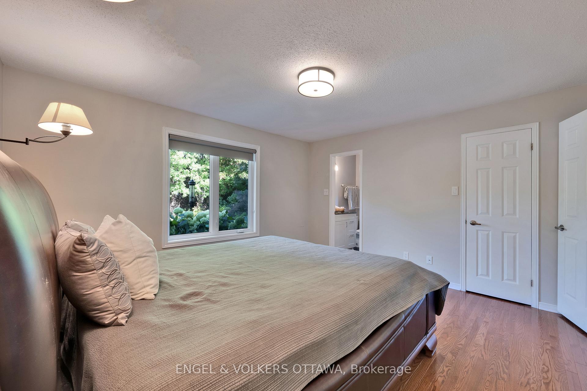 Photo 36 of 5233 Mclean Crescent, Ottawa, Manotick Long Island & Nicholls Island — HOMEH