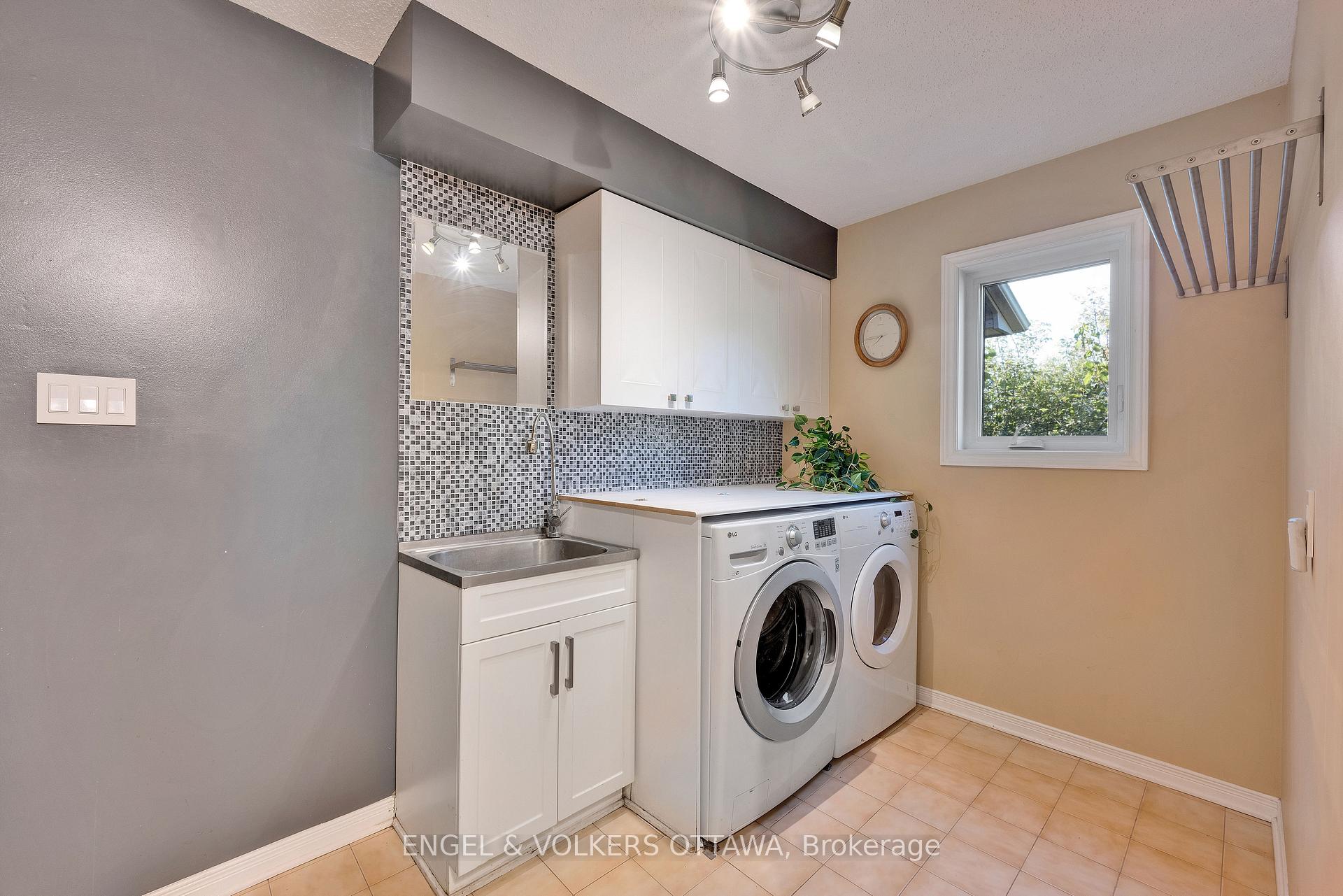 Photo 39 of 5233 Mclean Crescent, Ottawa, Manotick Long Island & Nicholls Island — HOMEH