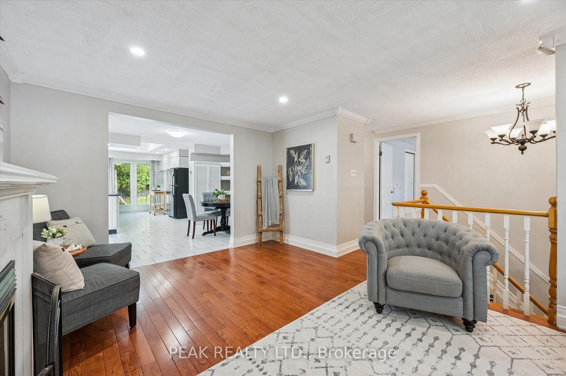 Photo 11 of 372 Imperial Road S, Guelph, Willow West/Sugarbush/West Acres — HOMEH