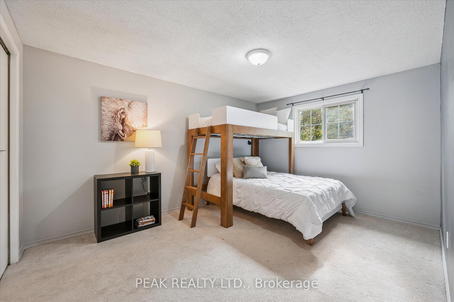 Photo 19 of 372 Imperial Road S, Guelph, Willow West/Sugarbush/West Acres — HOMEH