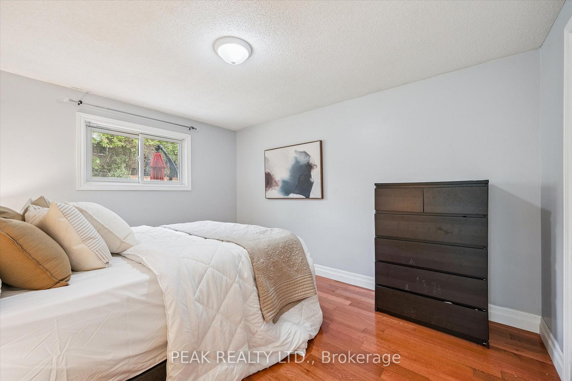 Photo 23 of 372 Imperial Road S, Guelph, Willow West/Sugarbush/West Acres — HOMEH