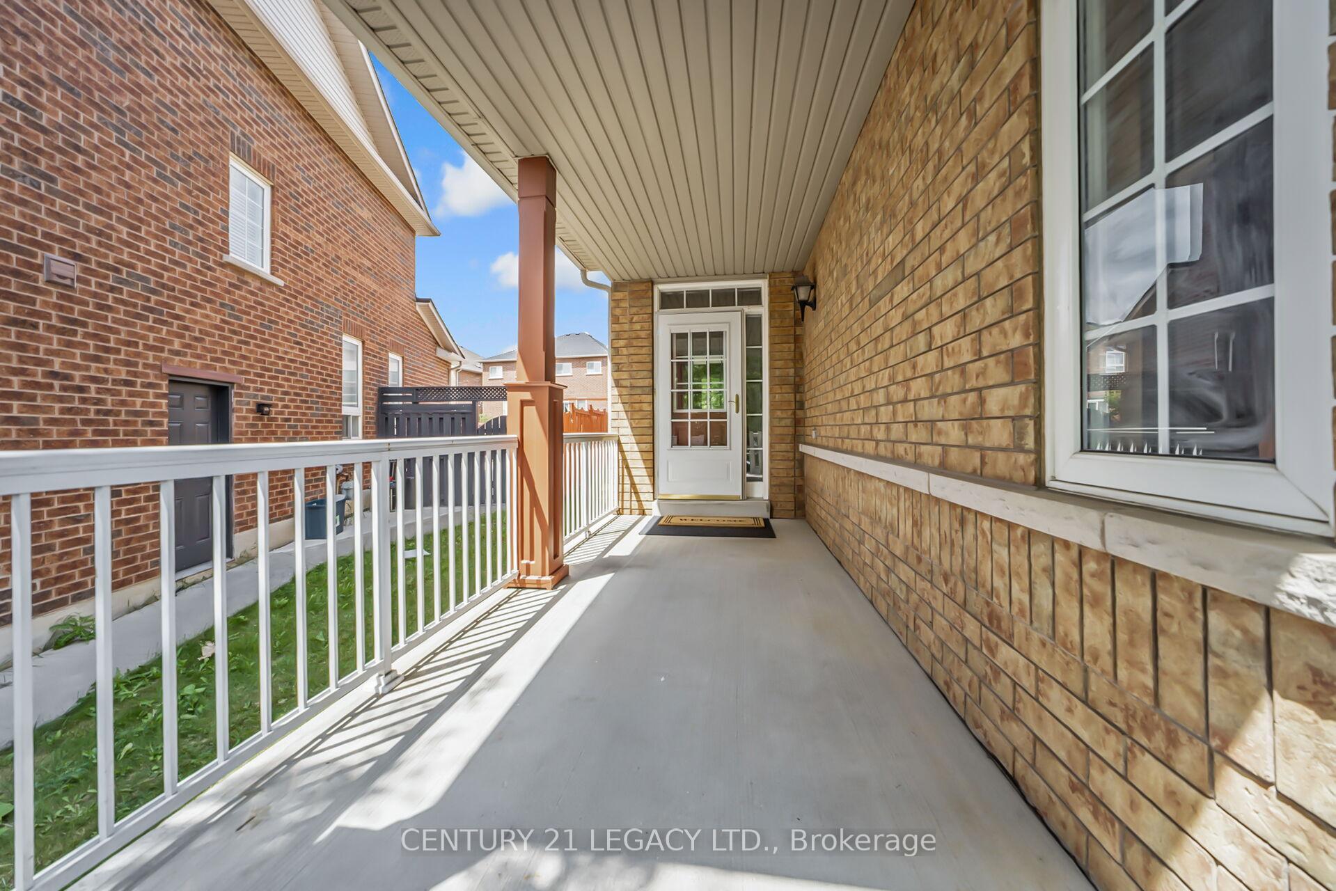 Photo 17 of 11 Nathaniel Crescent, Brampton, Bram East — HOMEH