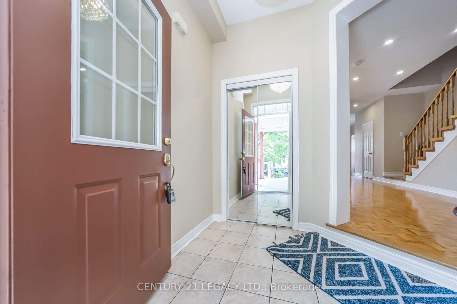 Photo 2 of 11 Nathaniel Crescent, Brampton, Bram East — HOMEH