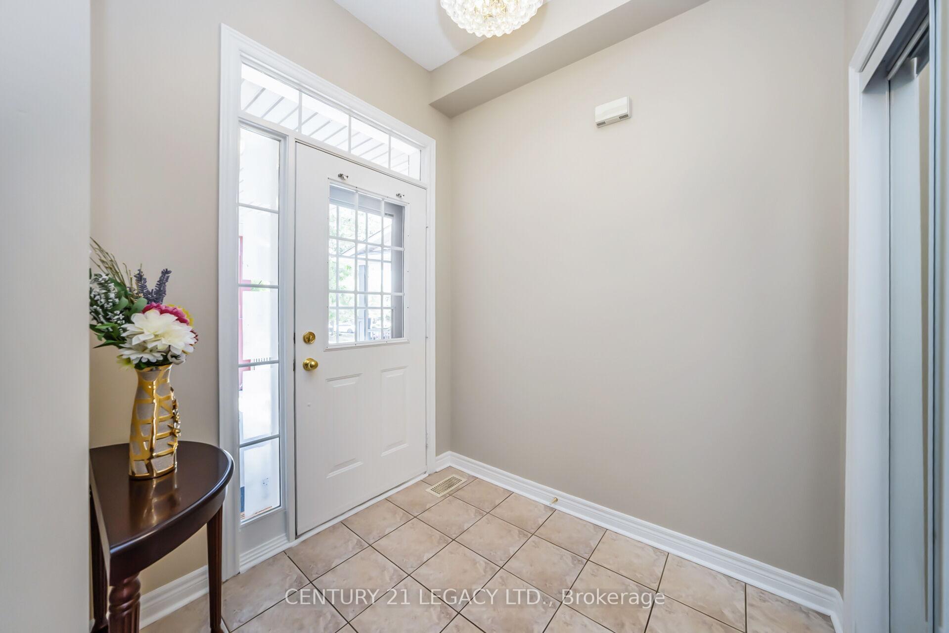 Photo 9 of 11 Nathaniel Crescent, Brampton, Bram East — HOMEH