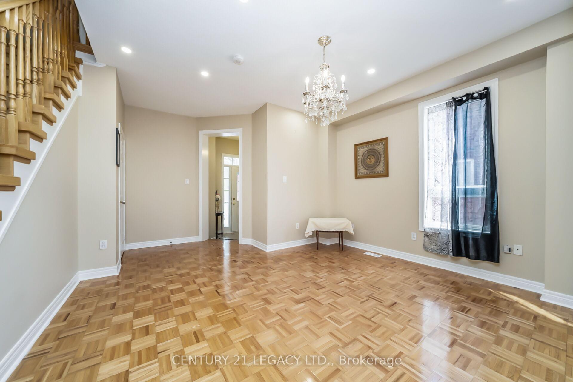 Photo 4 of 11 Nathaniel Crescent, Brampton, Bram East — HOMEH